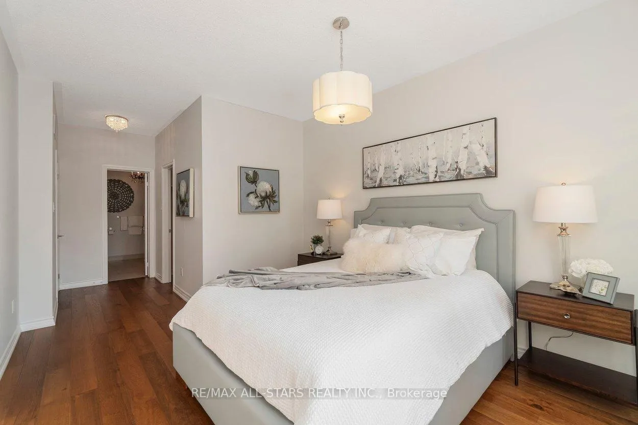 Photo 20 of 1 Christina Falls Way, Markham, Greensborough — HOMEH