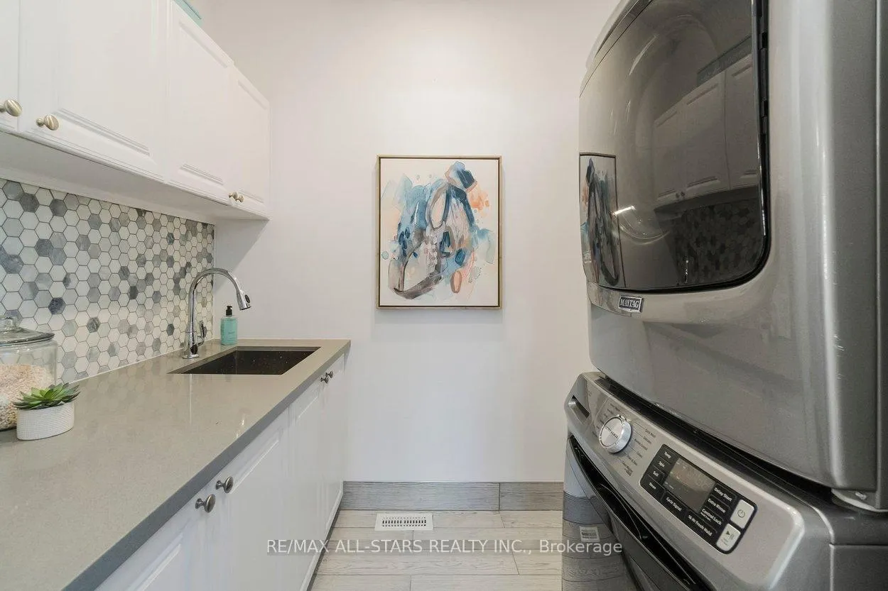 Photo 28 of 1 Christina Falls Way, Markham, Greensborough — HOMEH