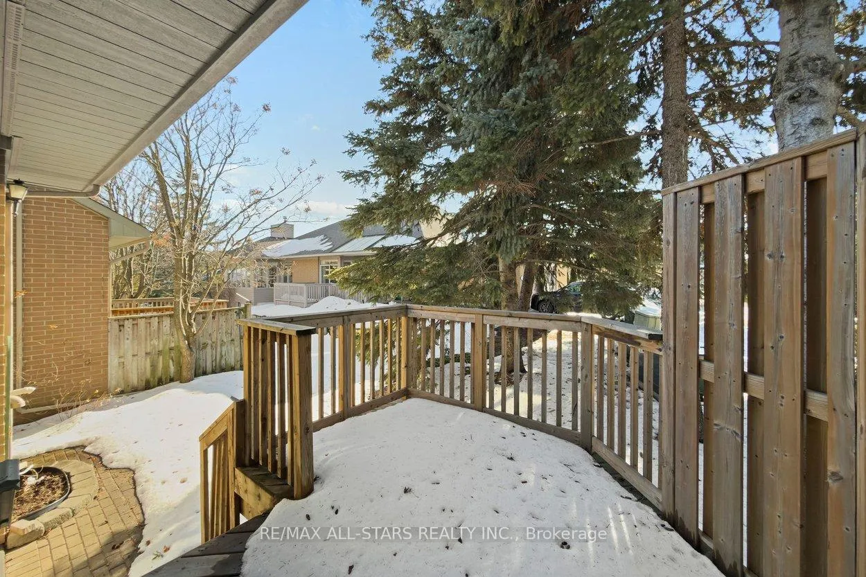 Photo 35 of 1 Christina Falls Way, Markham, Greensborough — HOMEH