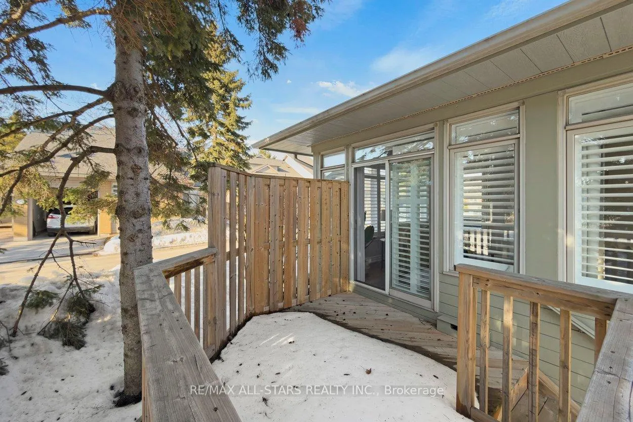 Photo 38 of 1 Christina Falls Way, Markham, Greensborough — HOMEH