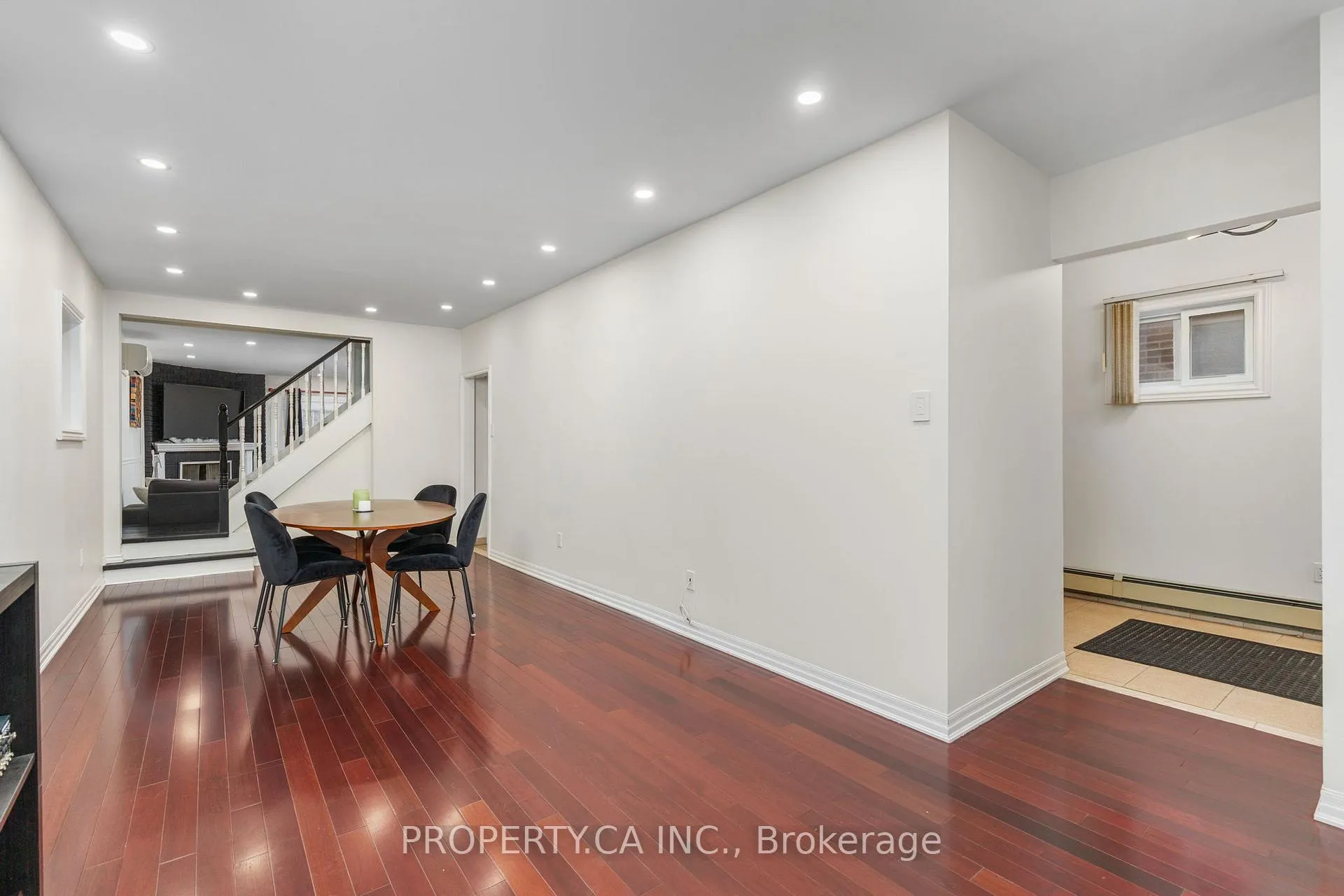 Photo 4 of 36 Lanark Avenue, Toronto, Oakwood Village — HOMEH