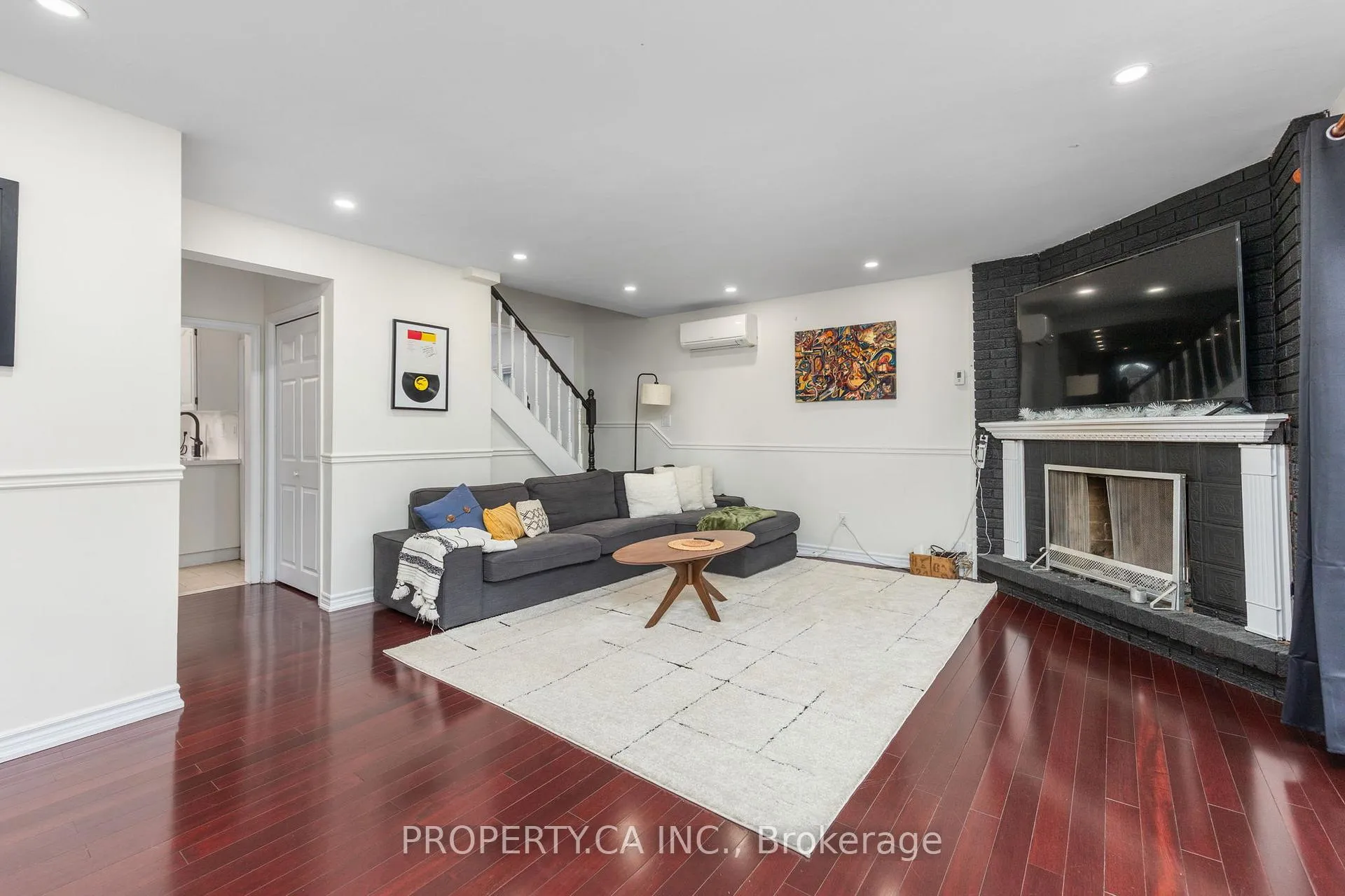 Photo 10 of 36 Lanark Avenue, Toronto, Oakwood Village — HOMEH