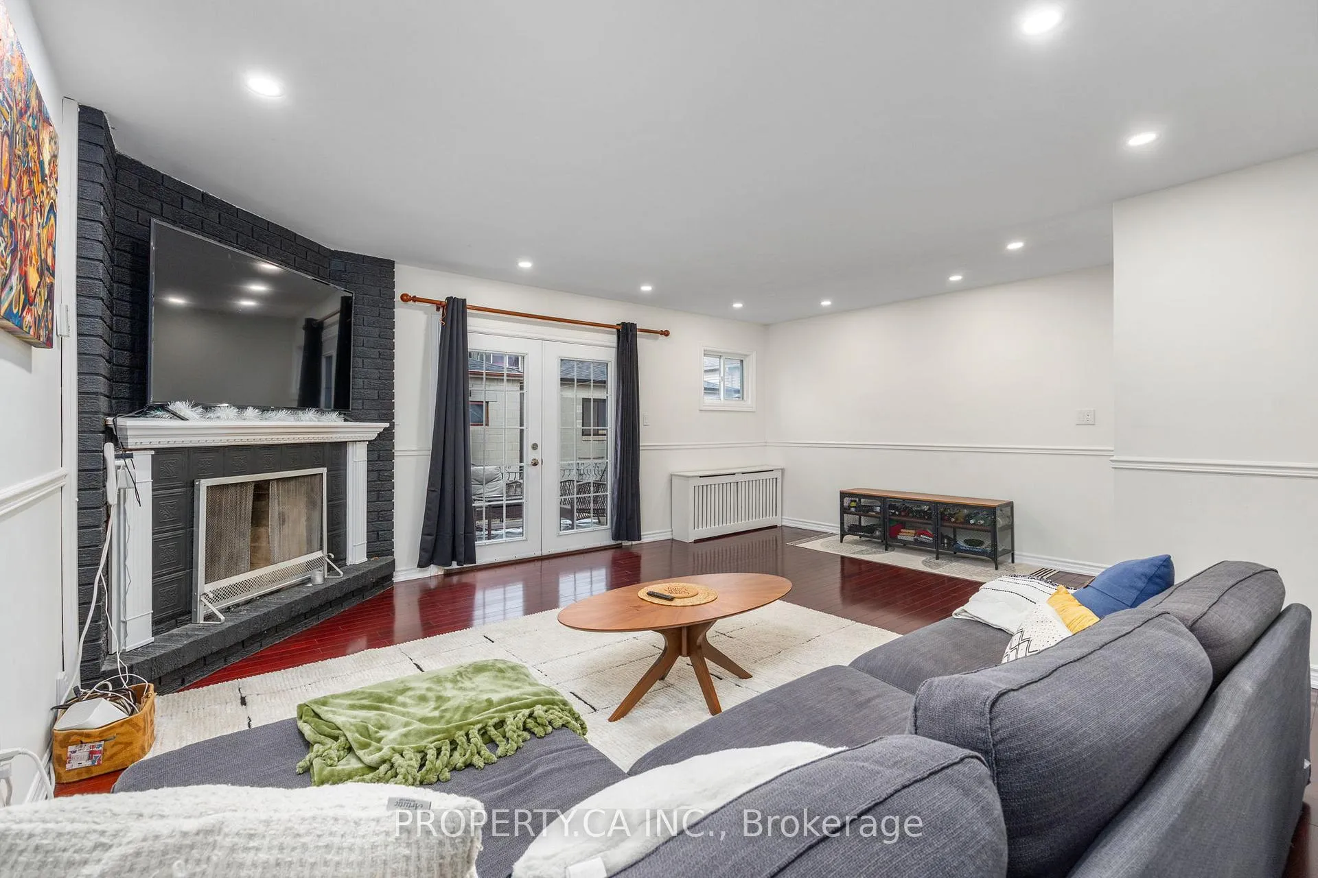 Photo 13 of 36 Lanark Avenue, Toronto, Oakwood Village — HOMEH