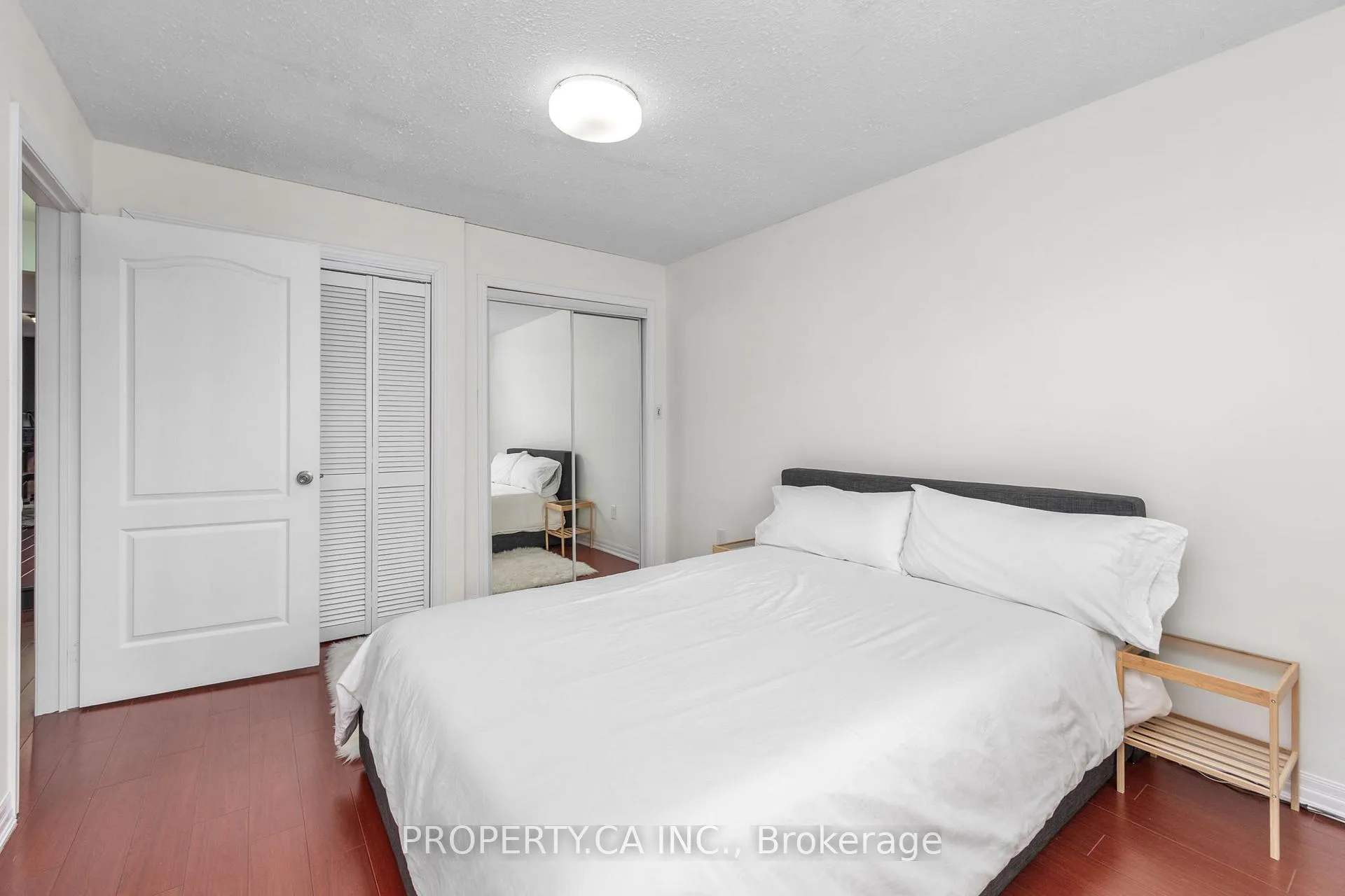 Photo 16 of 36 Lanark Avenue, Toronto, Oakwood Village — HOMEH