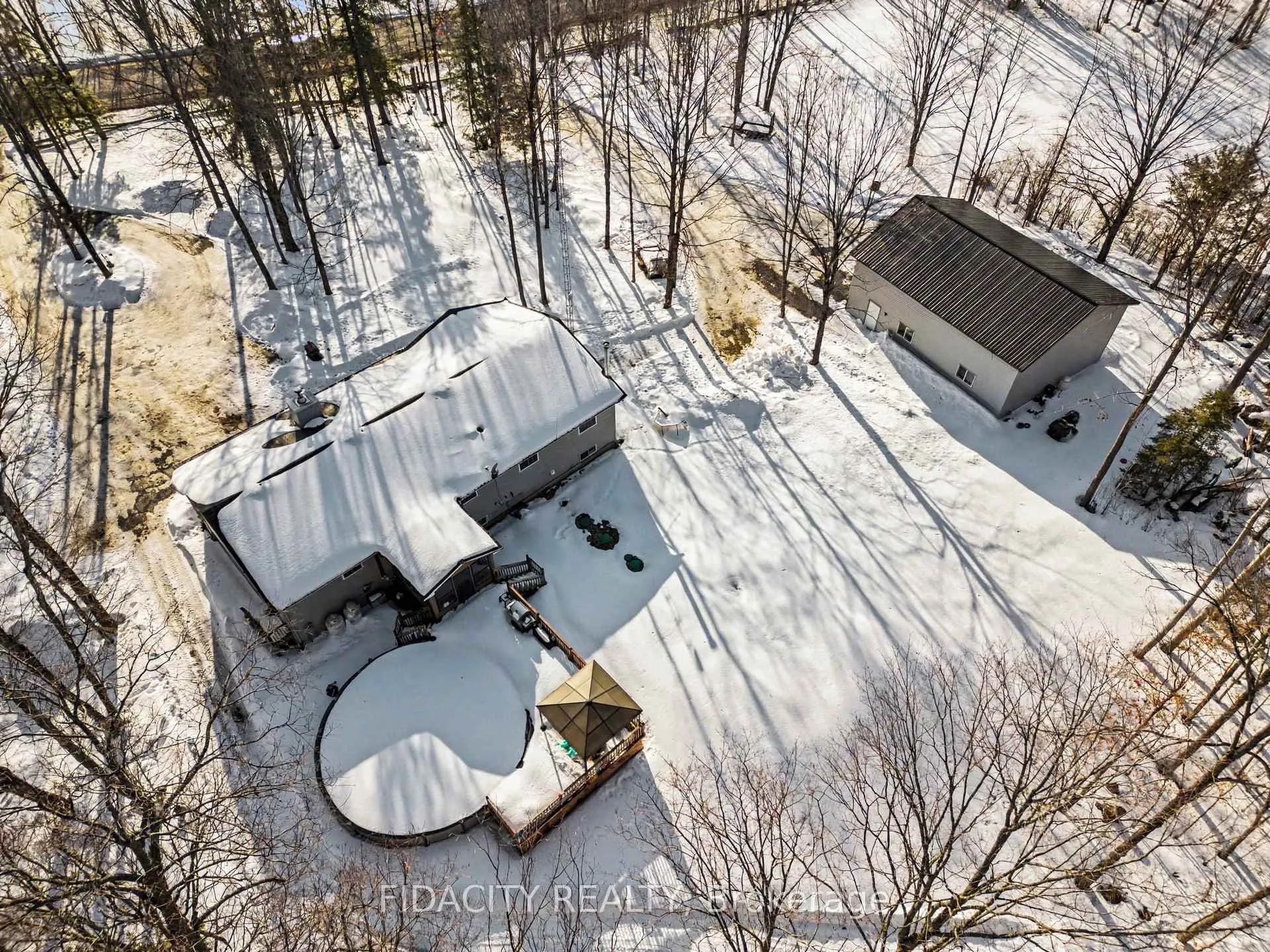 Photo 5 of 826 Ramsay Concession 7a Road, Carleton Place — HOMEH