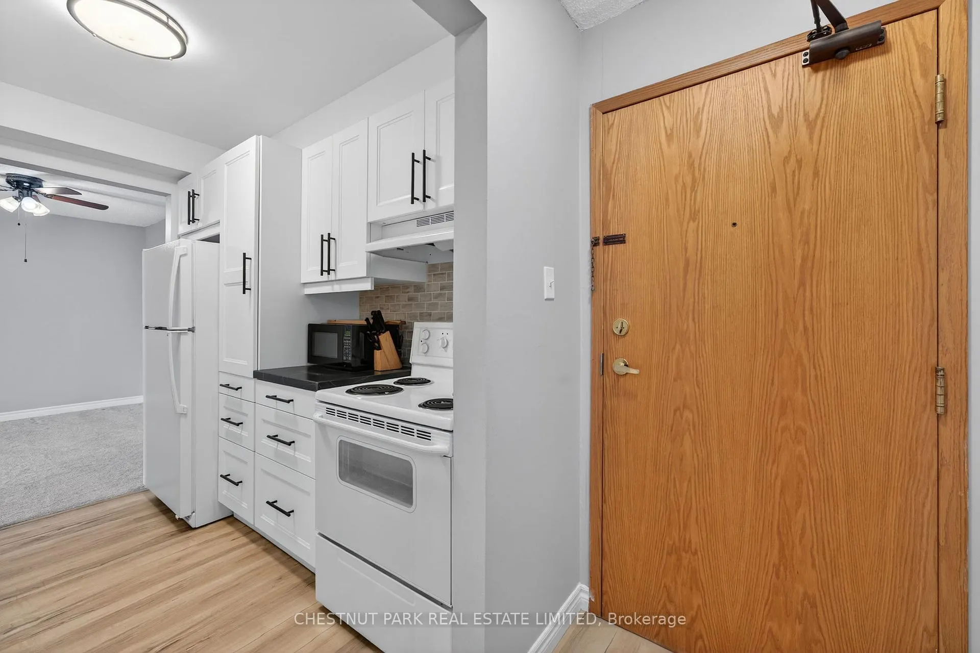 Photo 14 of Unit 208, 1 Quail Crescent, Barrie, Ardagh — HOMEH