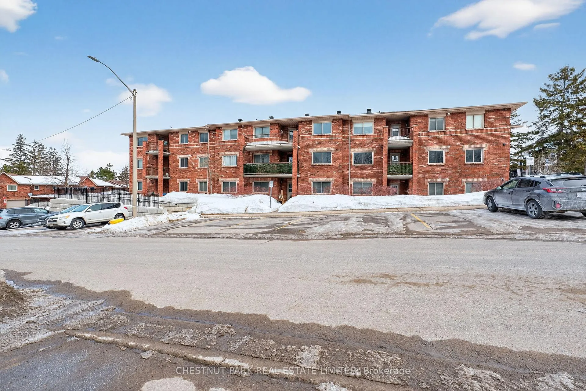 Photo 20 of Unit 208, 1 Quail Crescent, Barrie, Ardagh — HOMEH