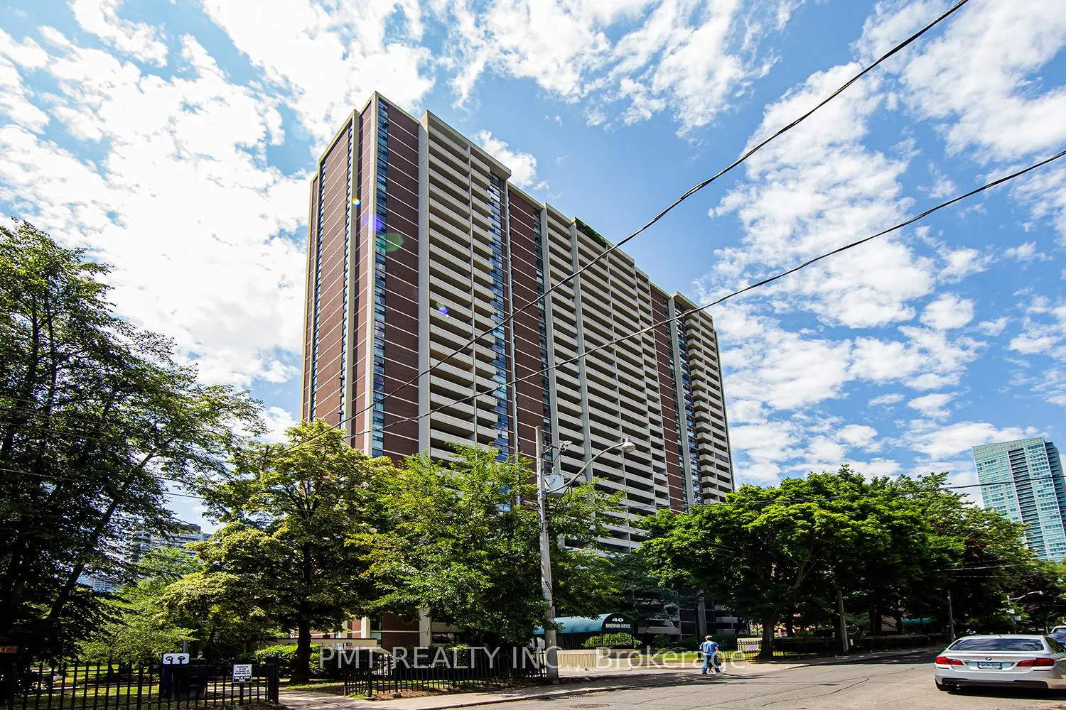 Front of Unit 2802, 40 Homewood Avenue
