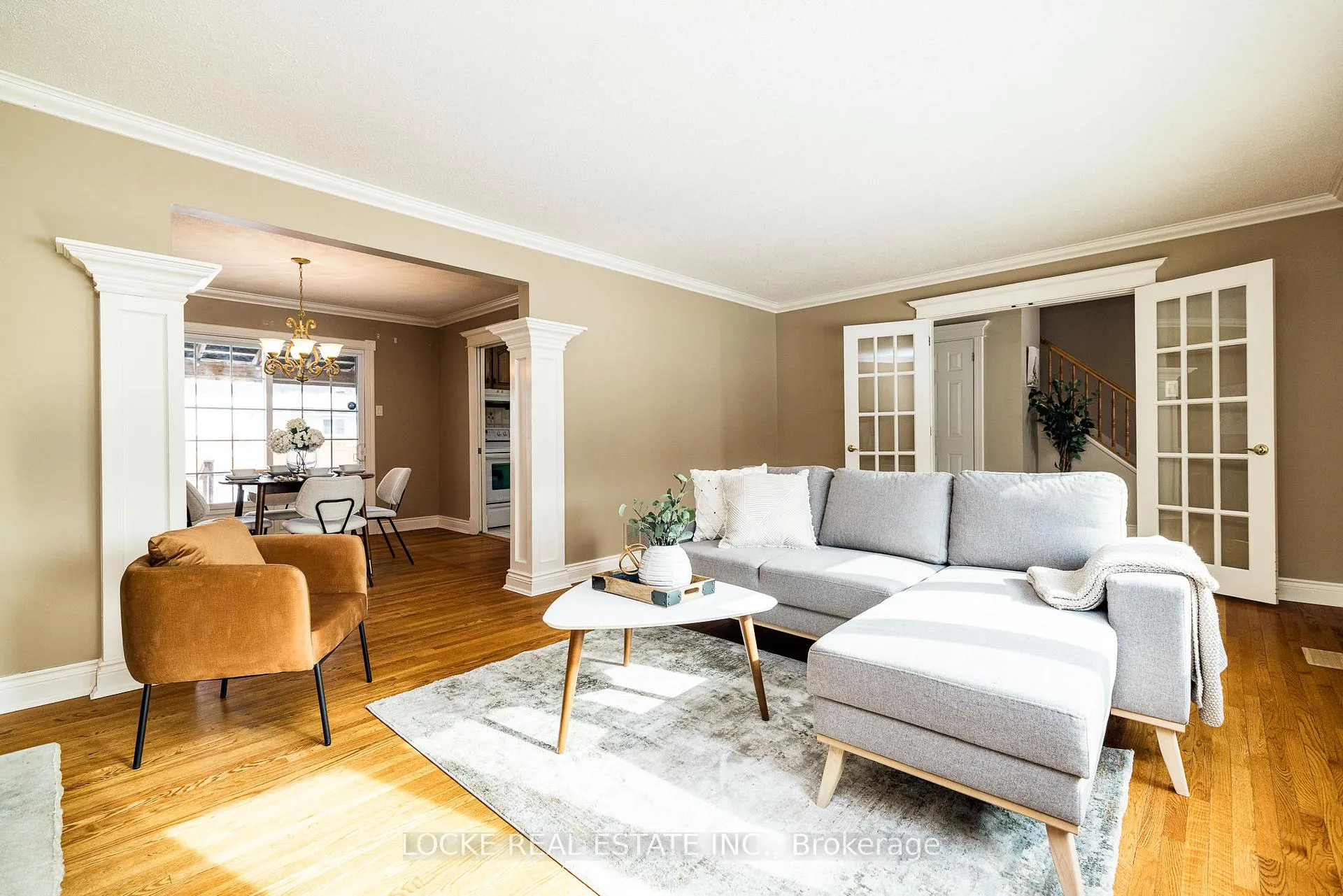 Photo 7 of 279 Hoylake Crescent, Ottawa, Bilberry Creek/Queenswood Heights — HOMEH