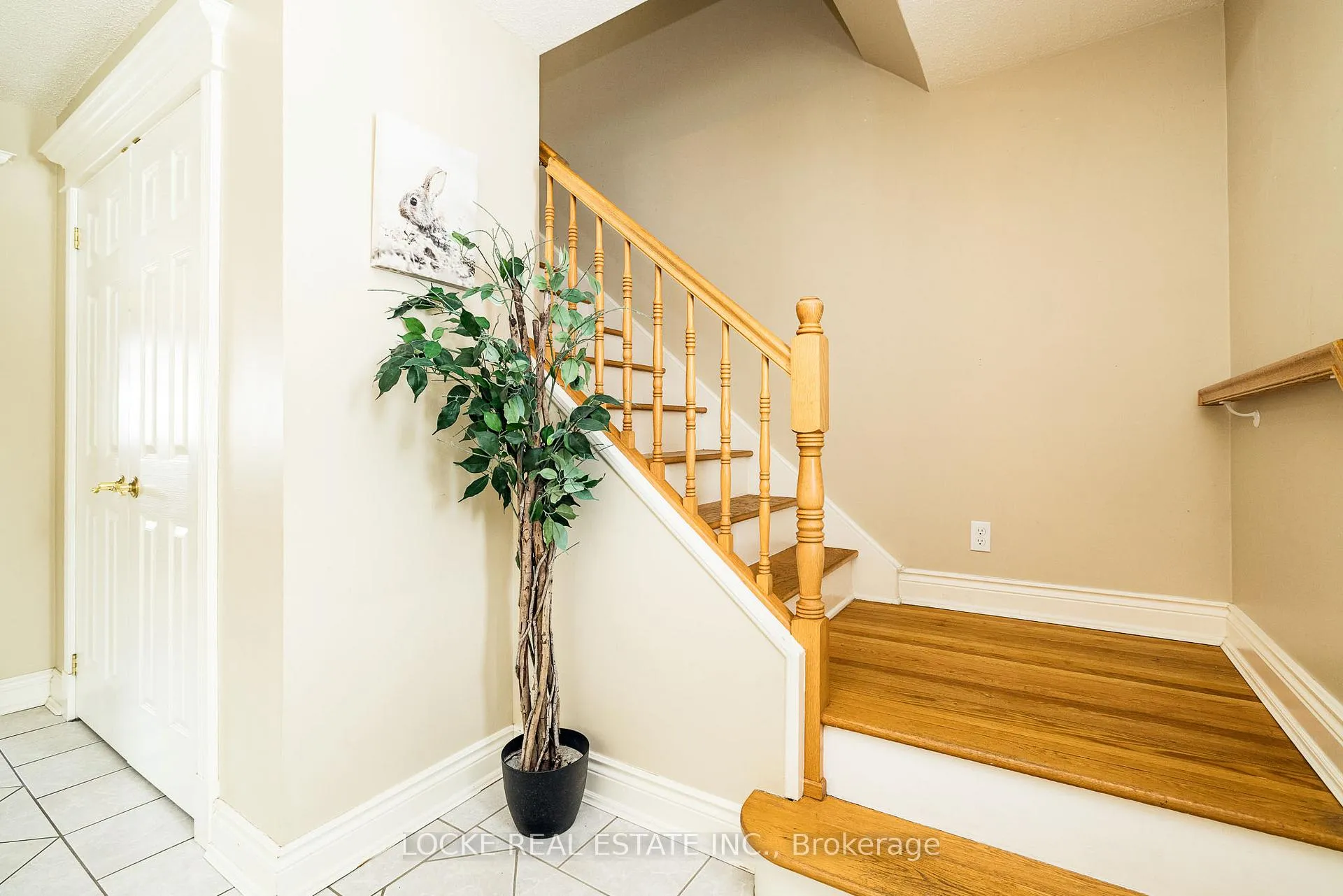Photo 22 of 279 Hoylake Crescent, Ottawa, Bilberry Creek/Queenswood Heights — HOMEH