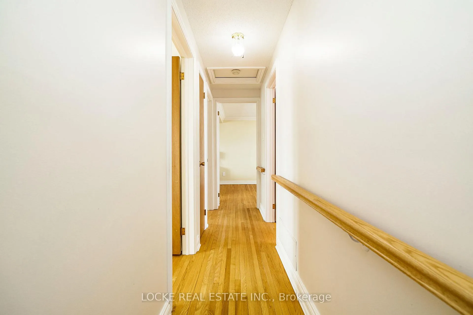 Photo 23 of 279 Hoylake Crescent, Ottawa, Bilberry Creek/Queenswood Heights — HOMEH
