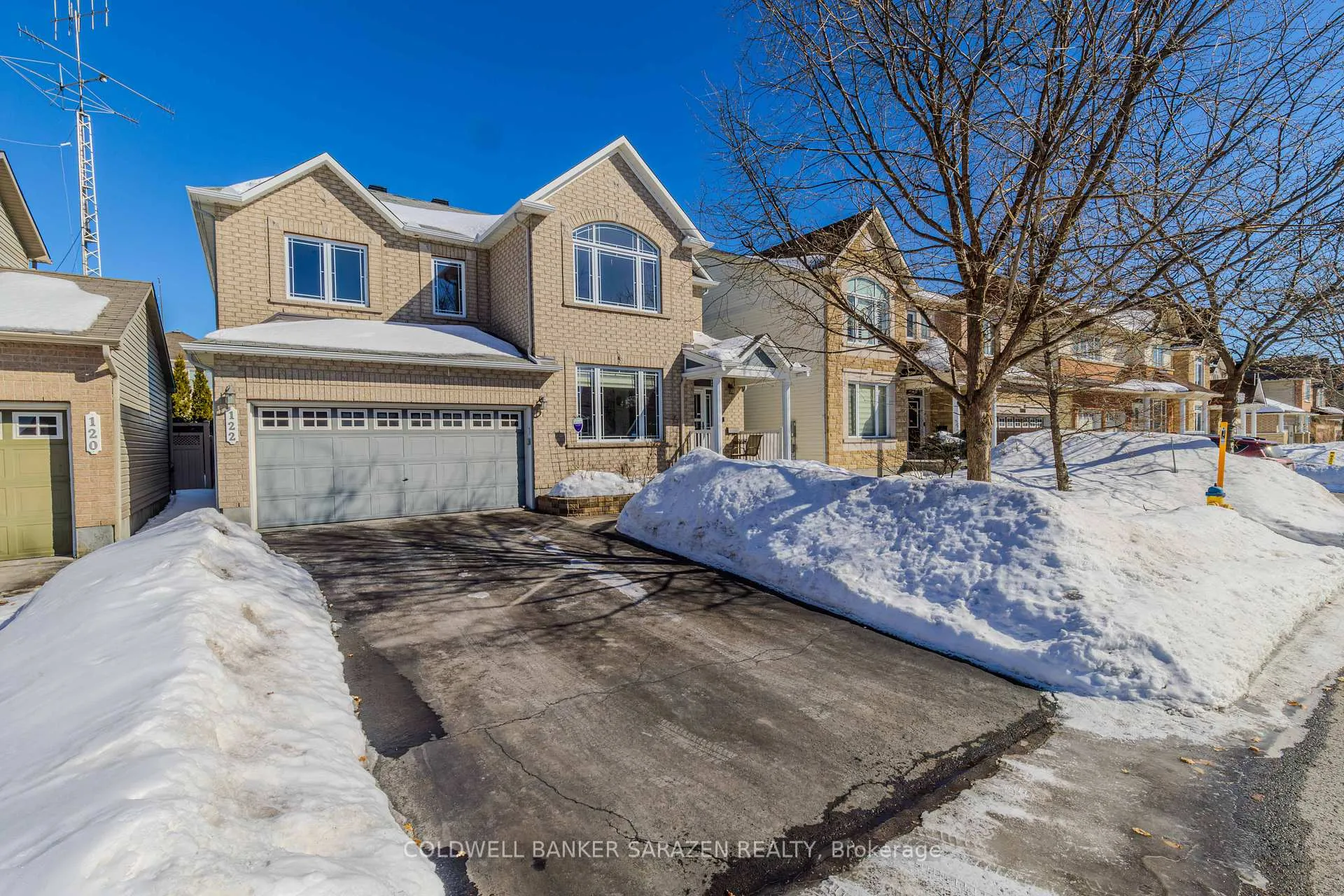 Photo 2 of 122 Springton Crescent, Ottawa, Barrhaven - Strandherd — HOMEH
