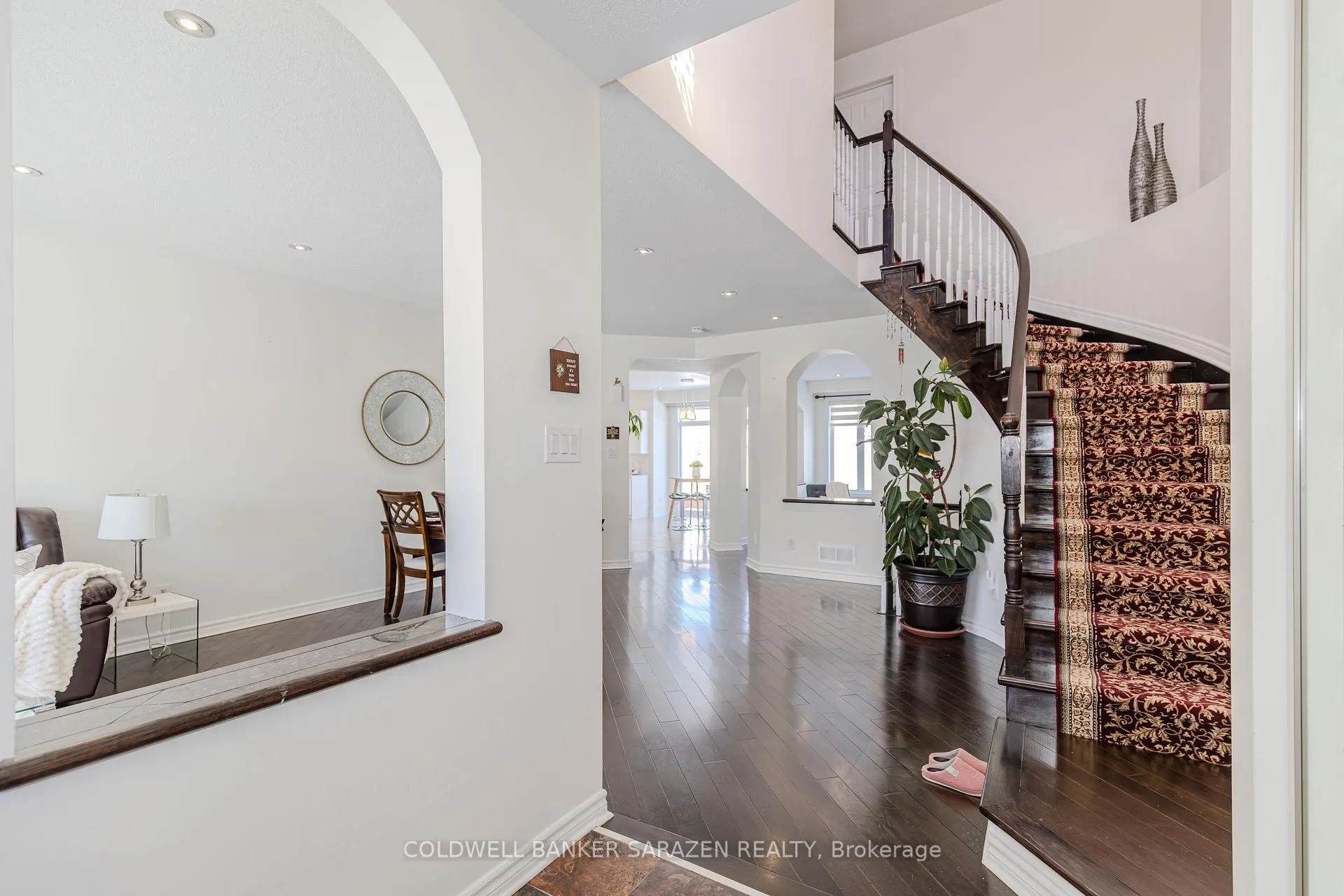 Photo 4 of 122 Springton Crescent, Ottawa, Barrhaven - Strandherd — HOMEH