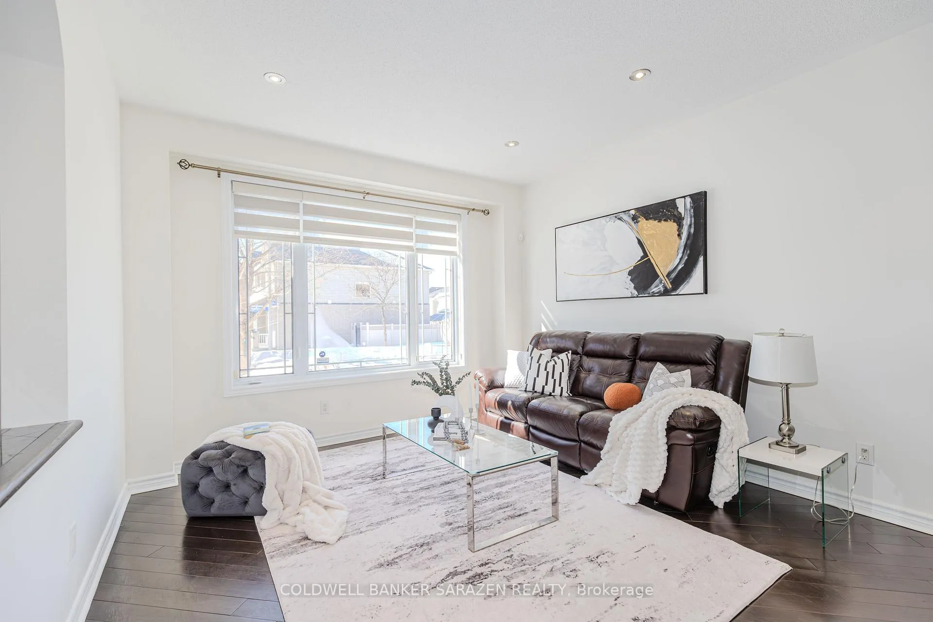 Photo 5 of 122 Springton Crescent, Ottawa, Barrhaven - Strandherd — HOMEH
