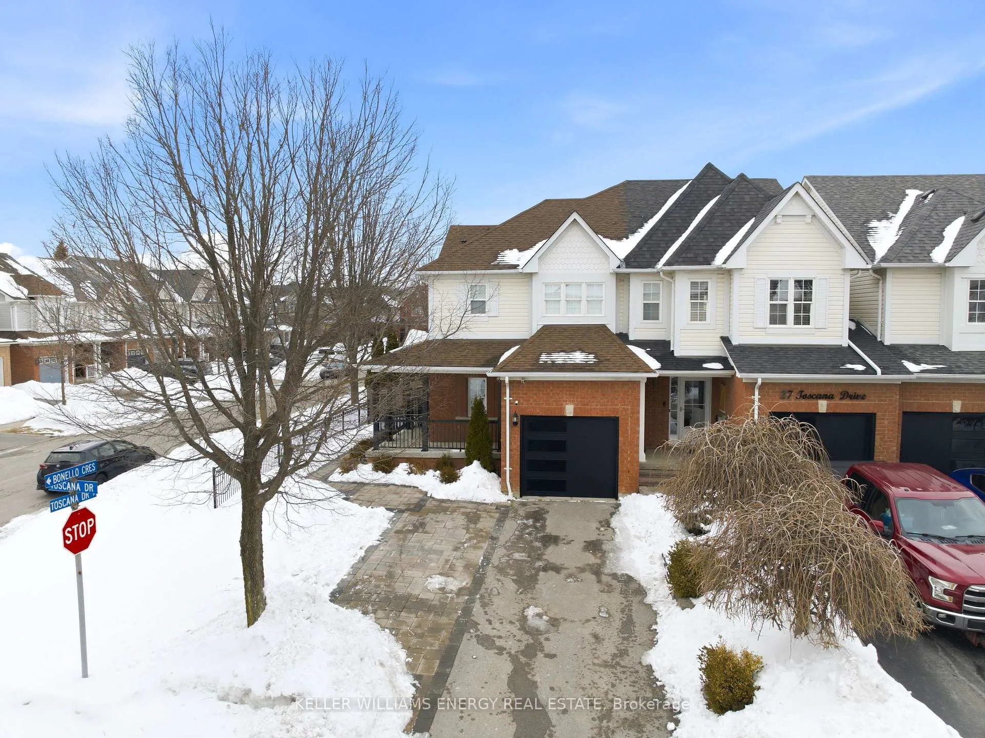 Photo 1 of 25 Toscana Drive, Whitby, Taunton North — HOMEH