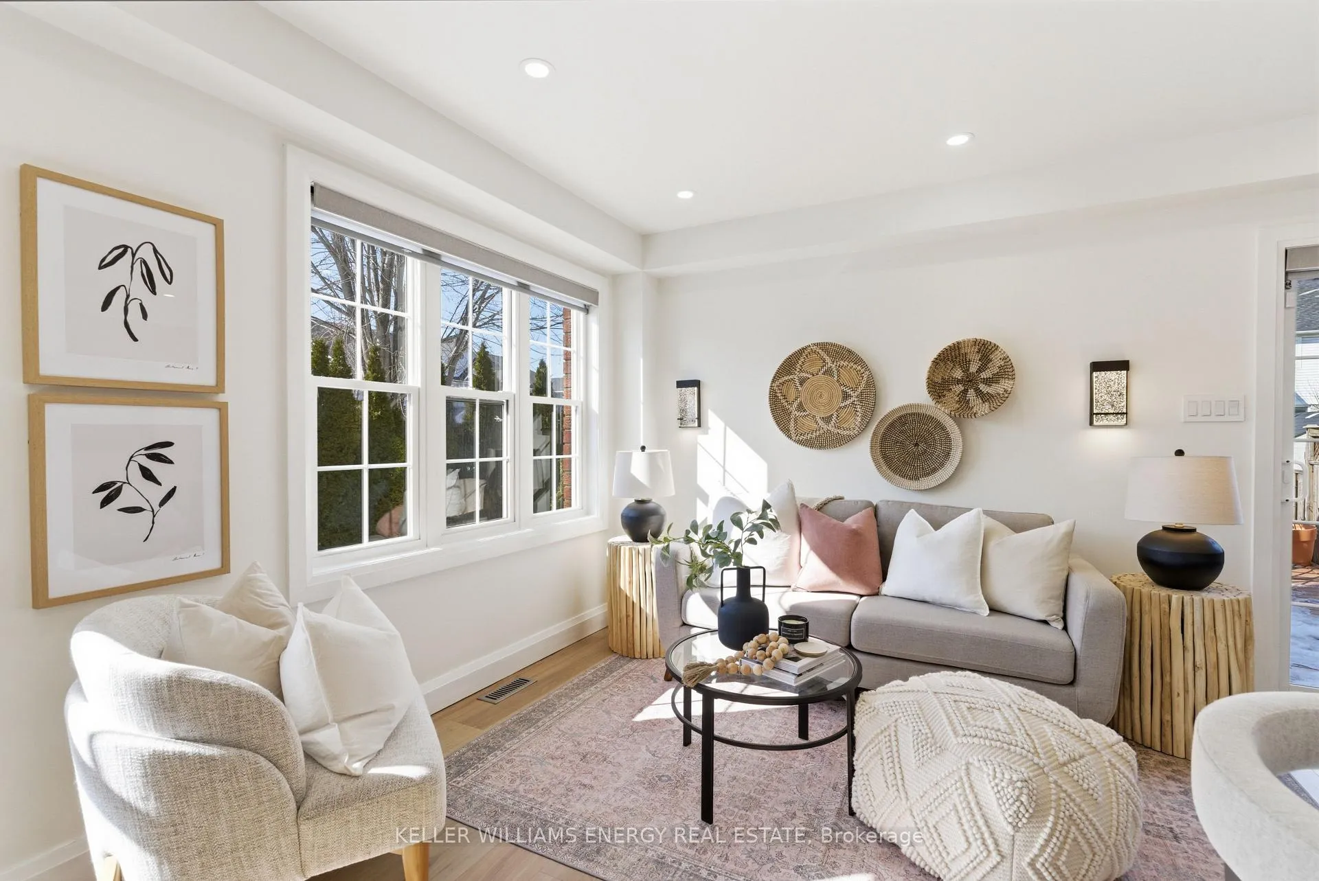 Photo 12 of 25 Toscana Drive, Whitby, Taunton North — HOMEH