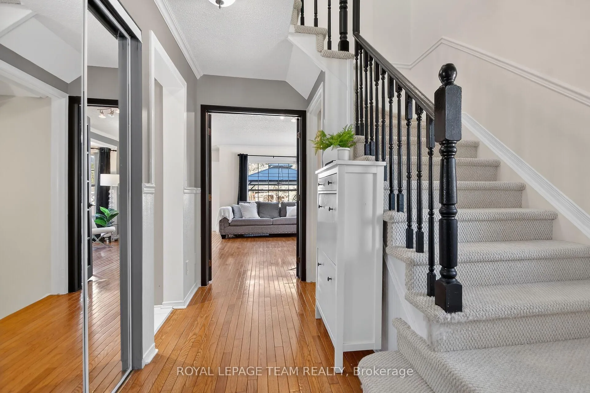 Photo 3 of 2 Furlong Crescent, Ottawa, Kanata - Bridlewood — HOMEH