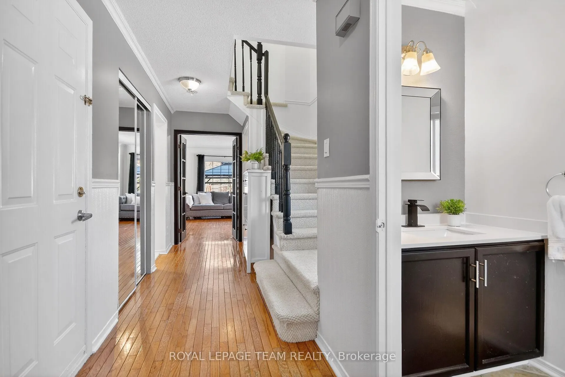 Photo 4 of 2 Furlong Crescent, Ottawa, Kanata - Bridlewood — HOMEH