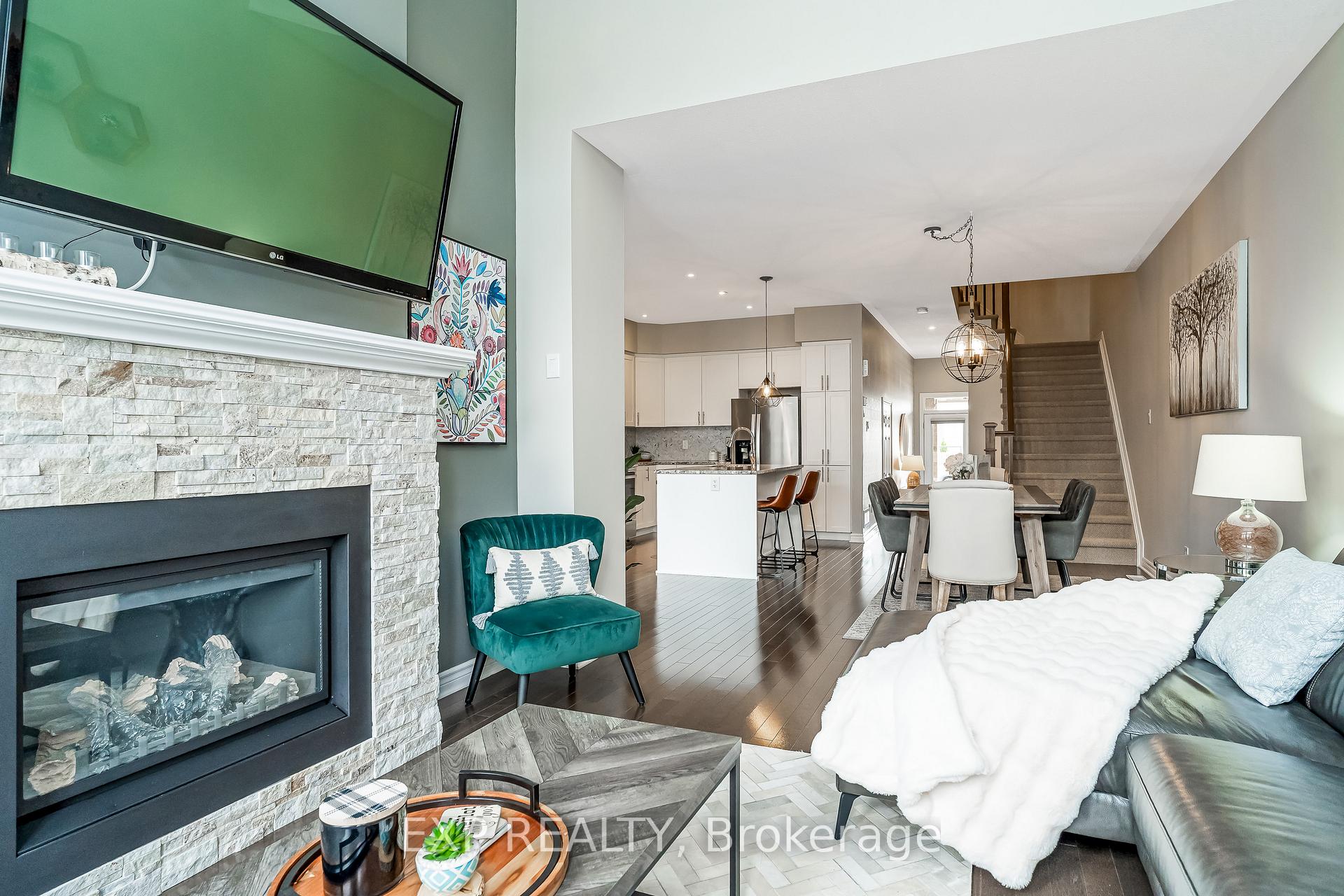 Photo 20 of 411 Livery Street, Ottawa, Kanata - Emerald Meadows/Trailwest — HOMEH
