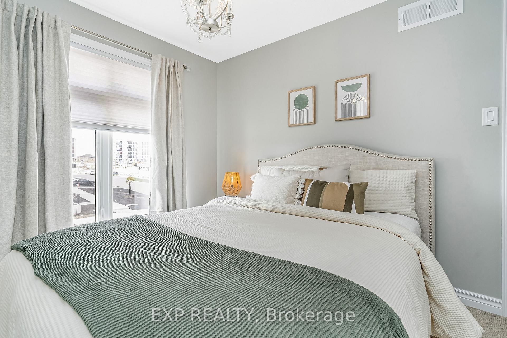 Photo 30 of 411 Livery Street, Ottawa, Kanata - Emerald Meadows/Trailwest — HOMEH