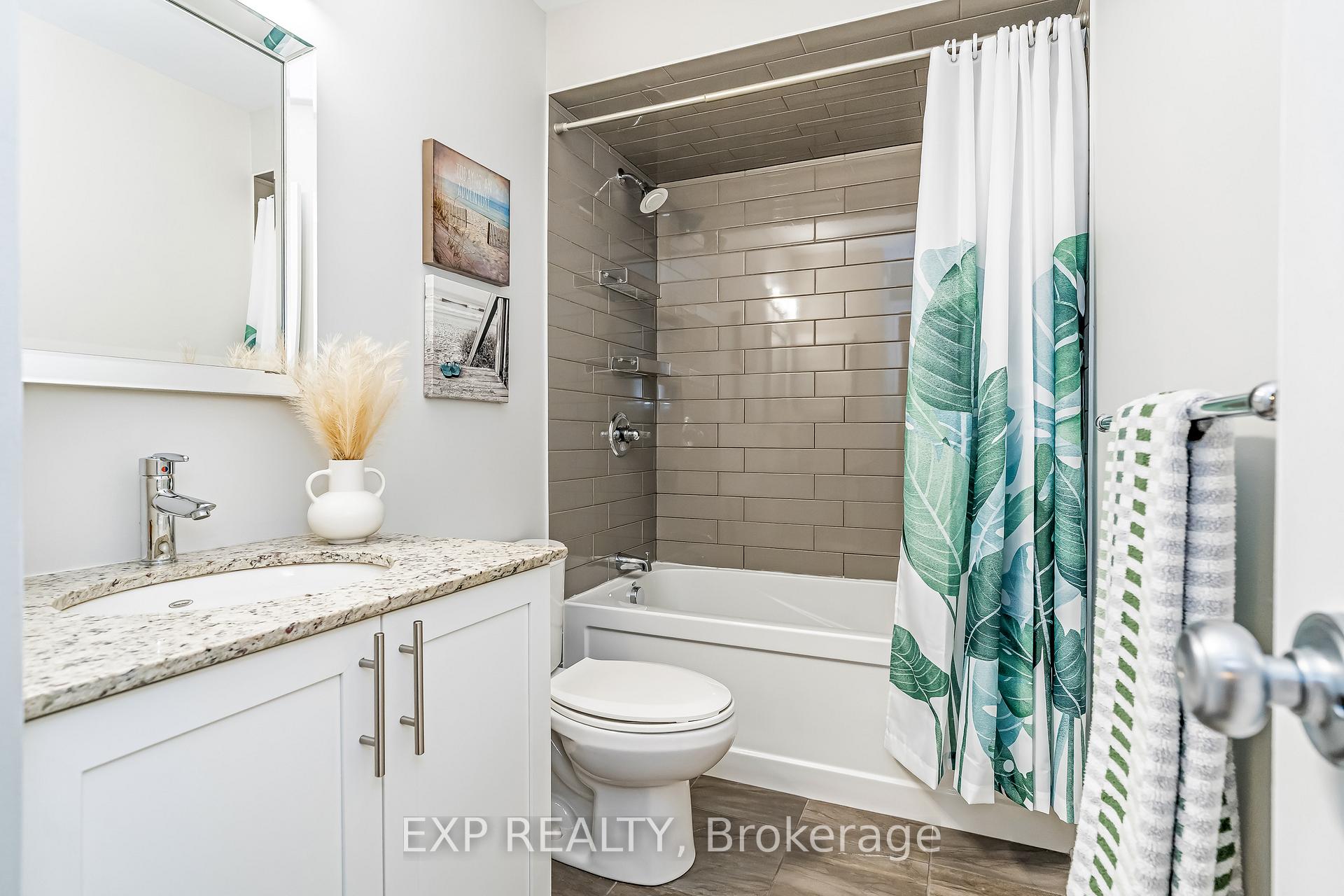 Photo 32 of 411 Livery Street, Ottawa, Kanata - Emerald Meadows/Trailwest — HOMEH