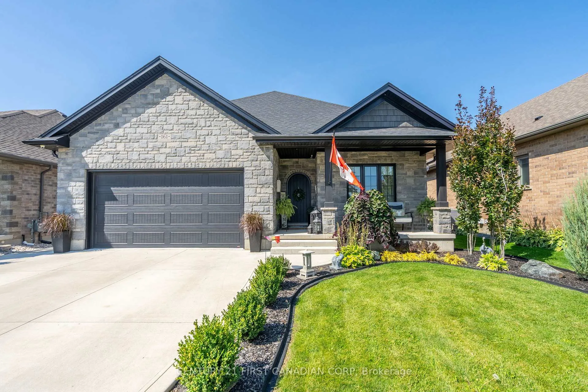 Photo 2 of 161 Collins Way, Strathroy-Caradoc, SE — HOMEH