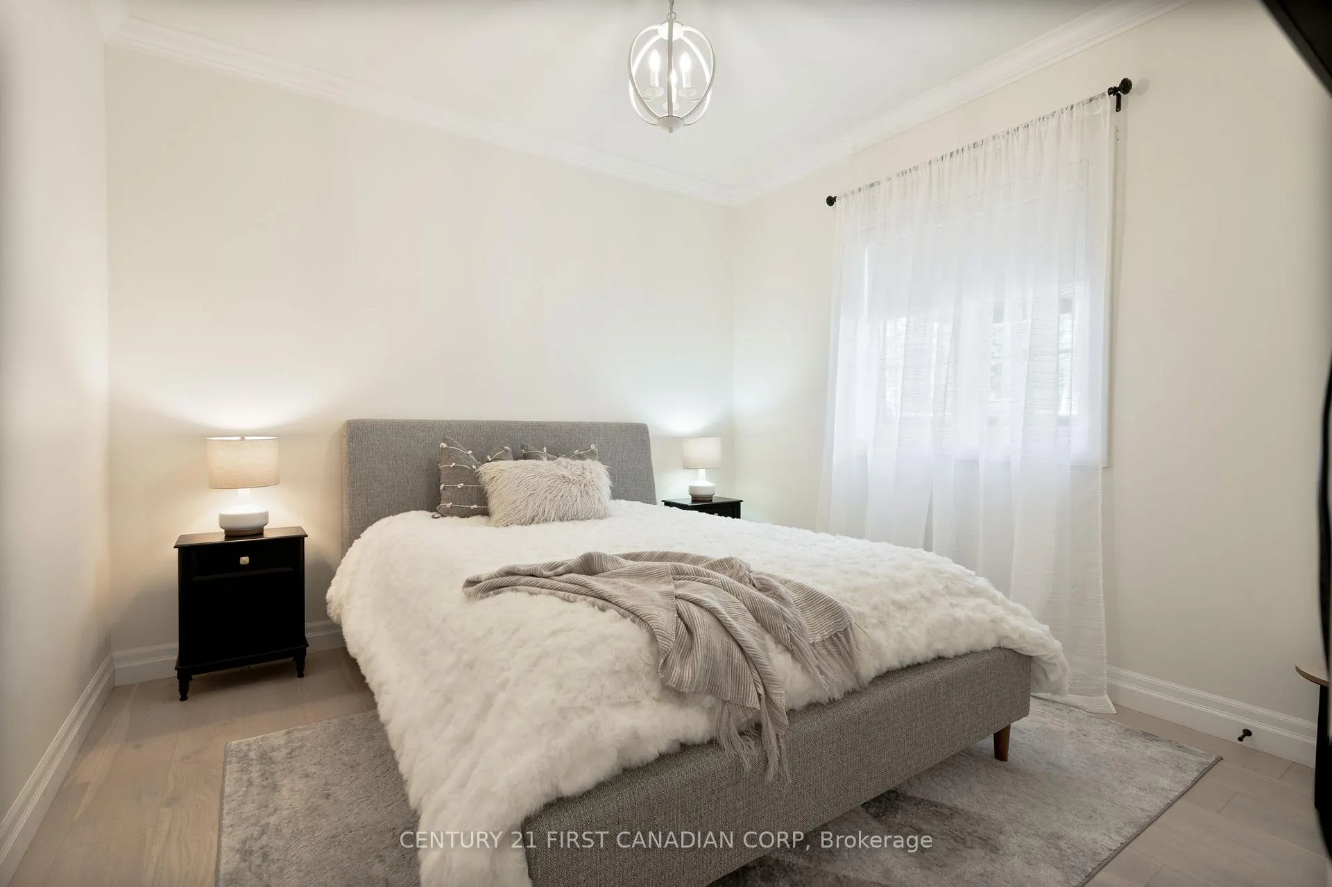 Photo 8 of 161 Collins Way, Strathroy-Caradoc, SE — HOMEH