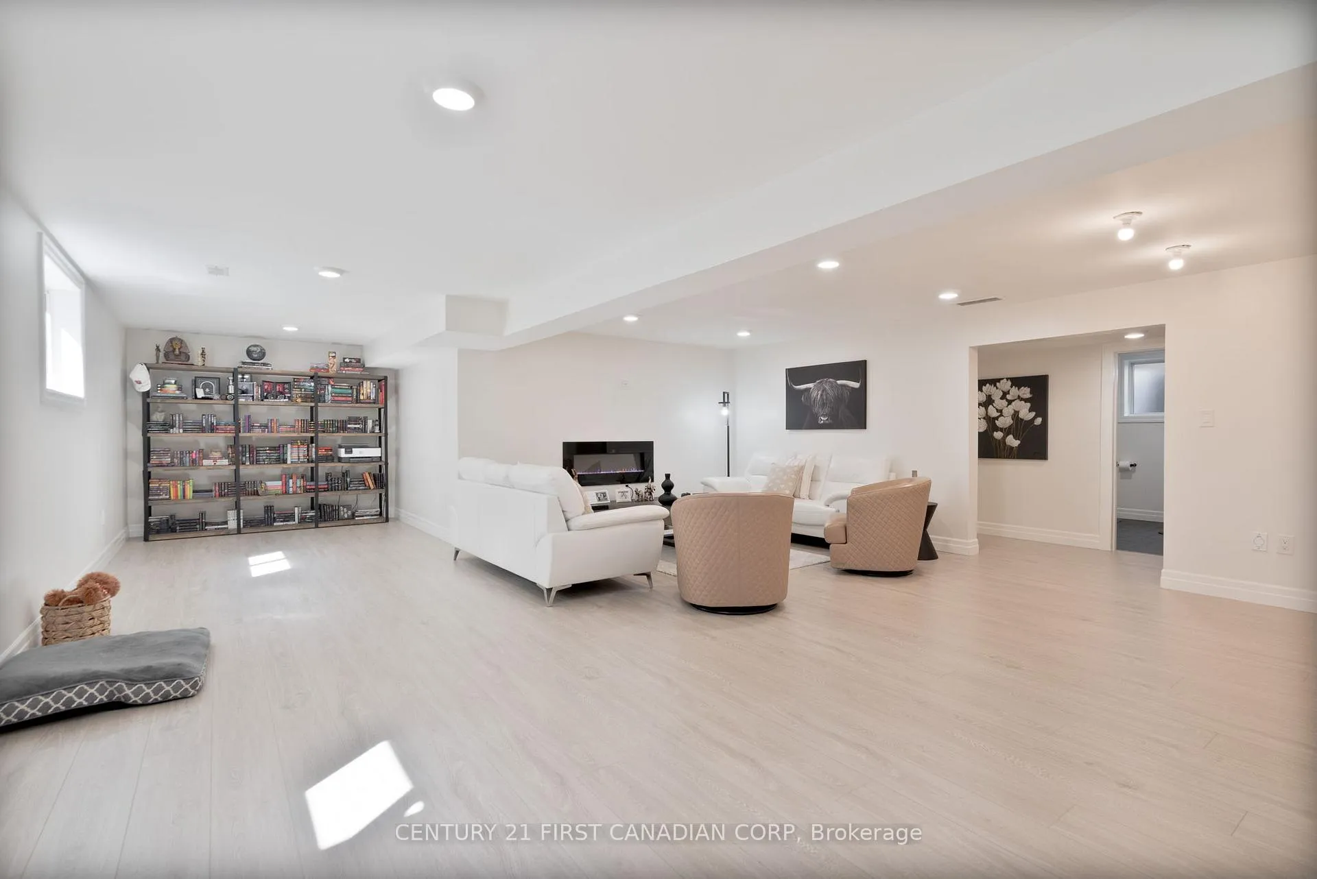 Photo 23 of 161 Collins Way, Strathroy-Caradoc, SE — HOMEH