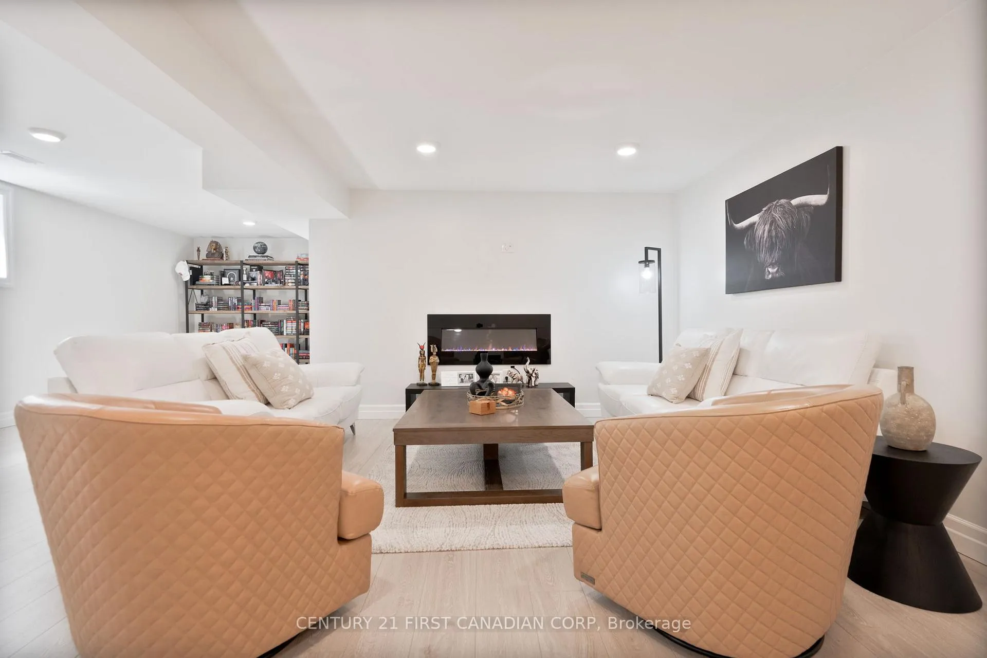 Photo 24 of 161 Collins Way, Strathroy-Caradoc, SE — HOMEH