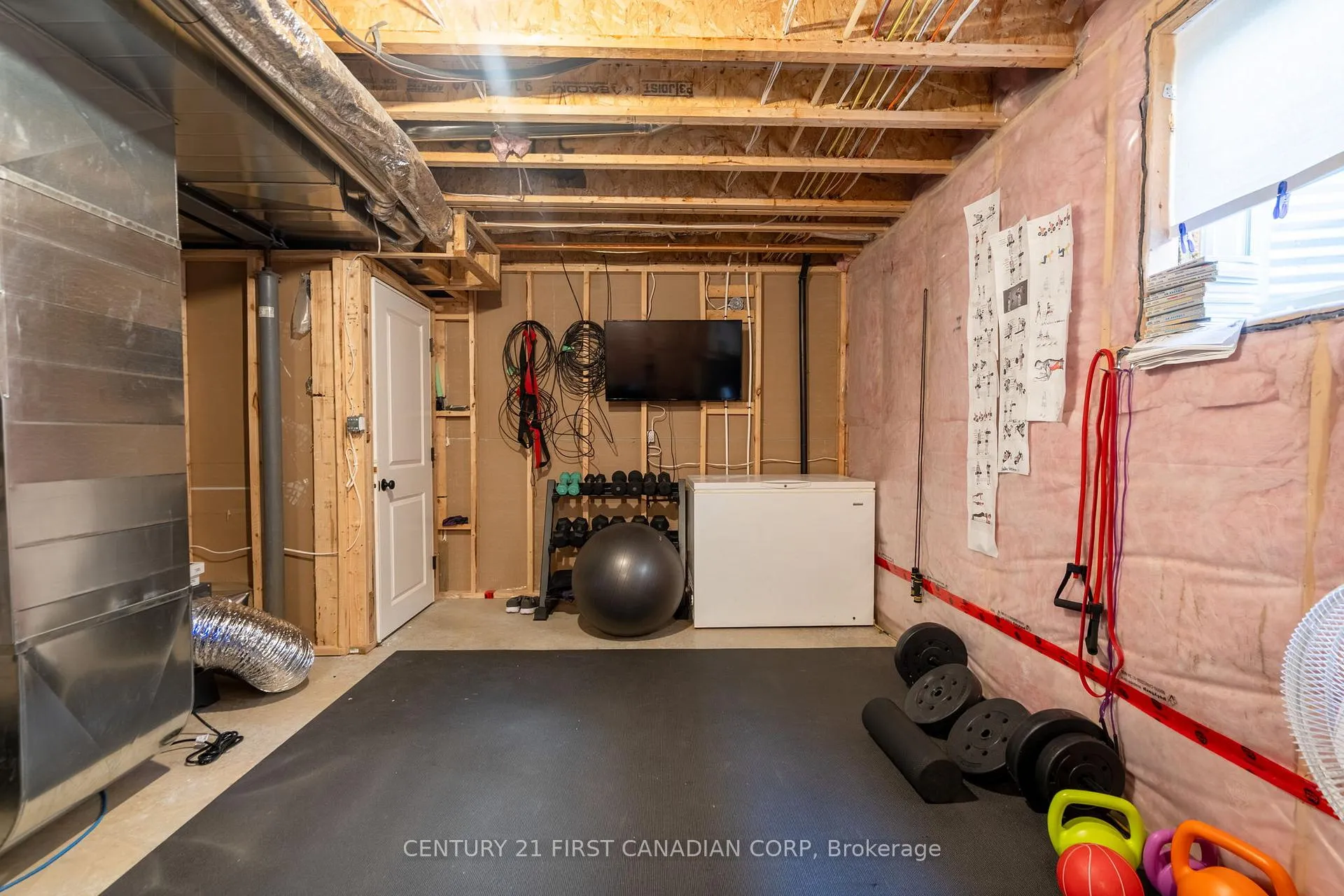 Photo 32 of 161 Collins Way, Strathroy-Caradoc, SE — HOMEH