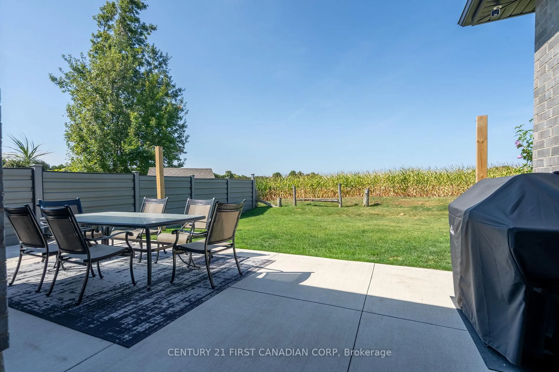 Photo 35 of 161 Collins Way, Strathroy-Caradoc, SE — HOMEH