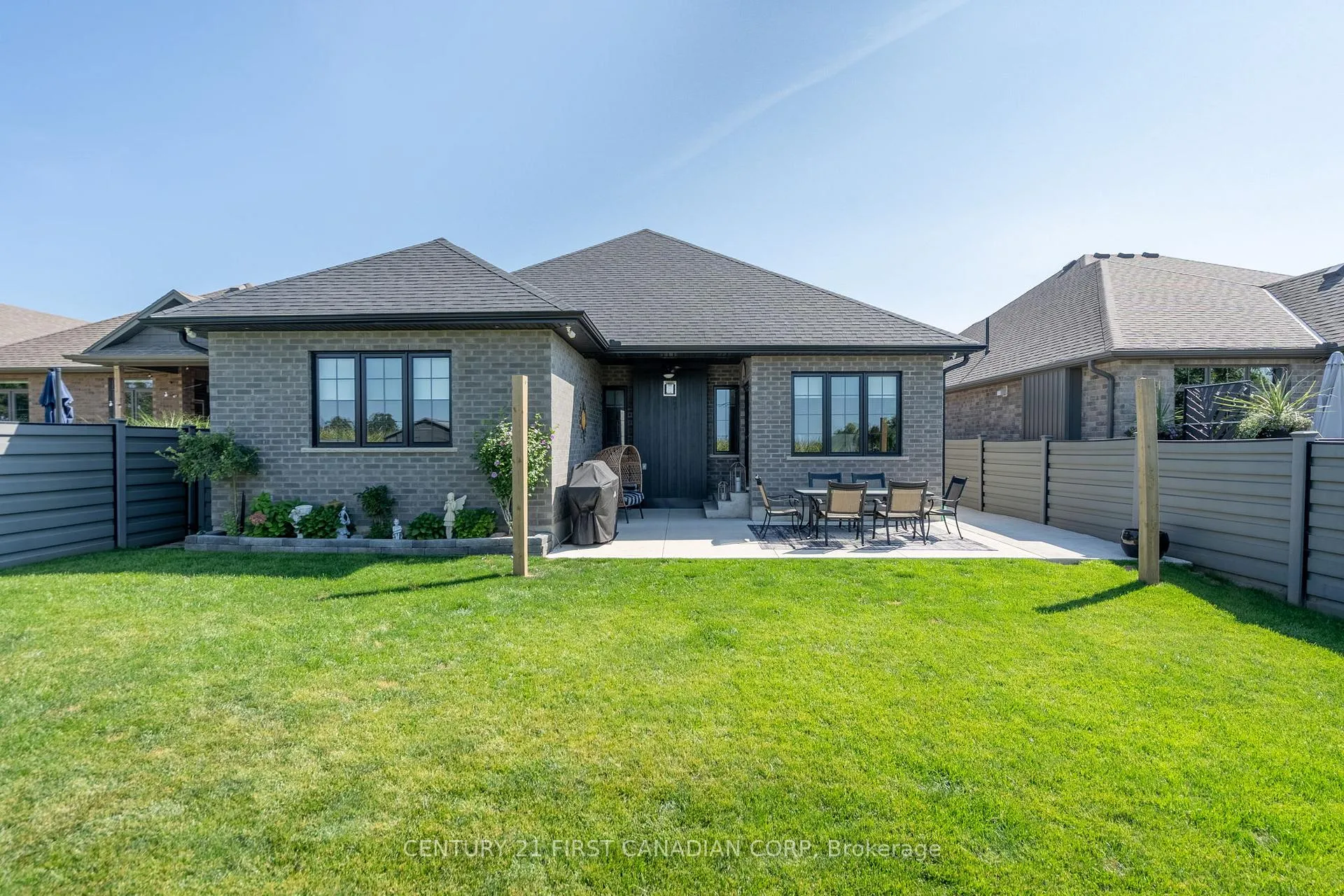 Photo 38 of 161 Collins Way, Strathroy-Caradoc, SE — HOMEH