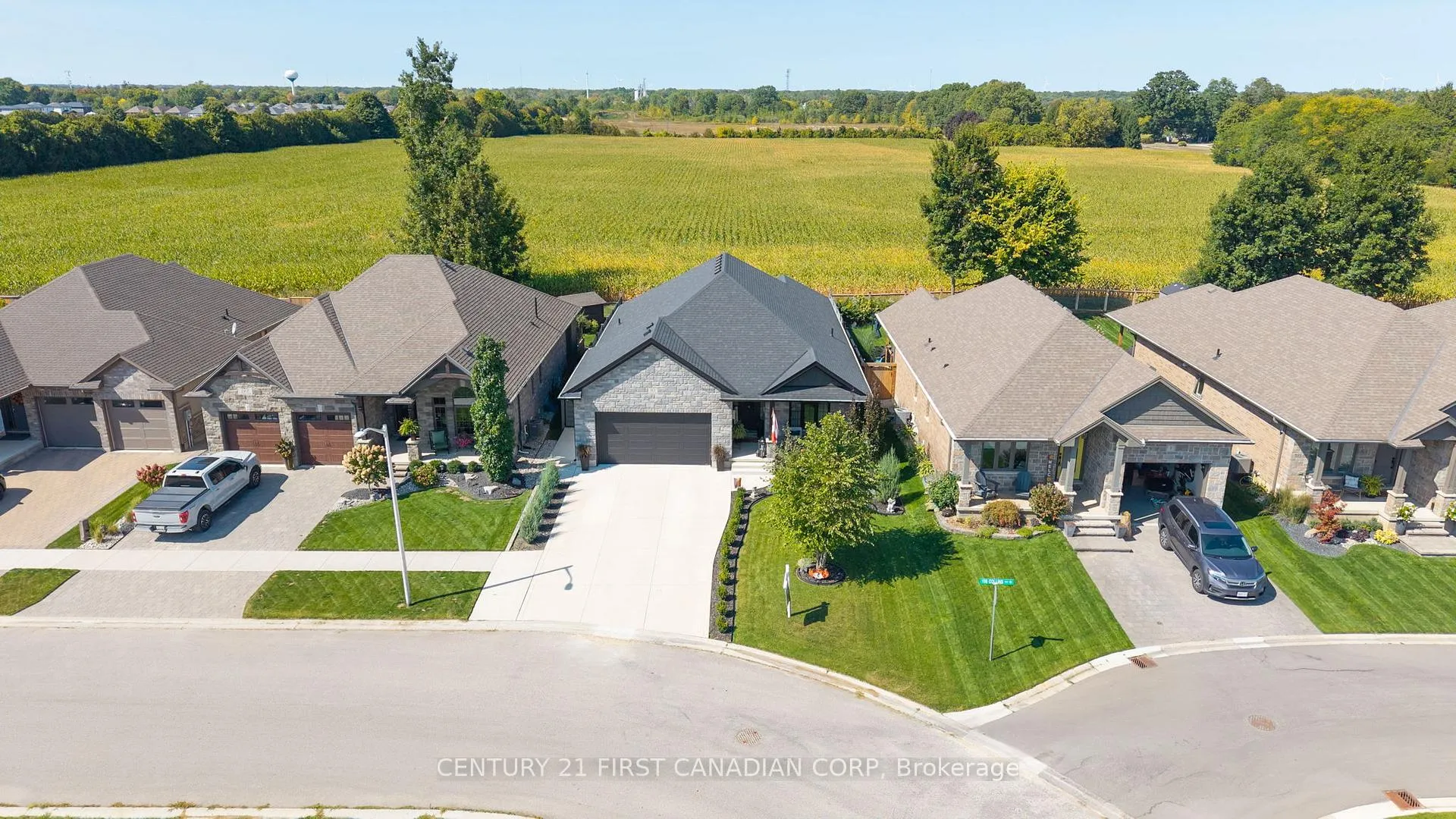 Photo 40 of 161 Collins Way, Strathroy-Caradoc, SE — HOMEH
