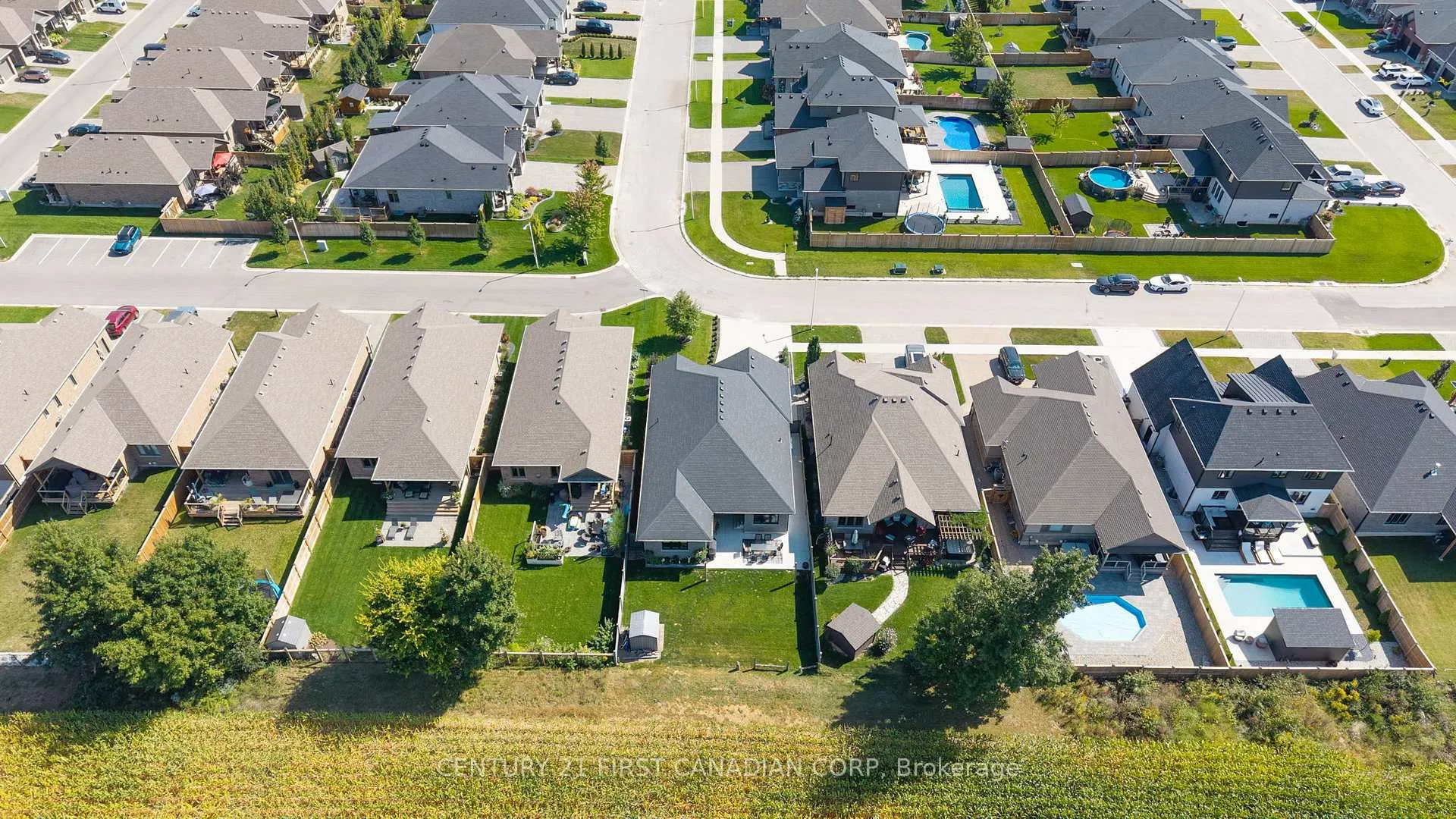 Photo 45 of 161 Collins Way, Strathroy-Caradoc, SE — HOMEH