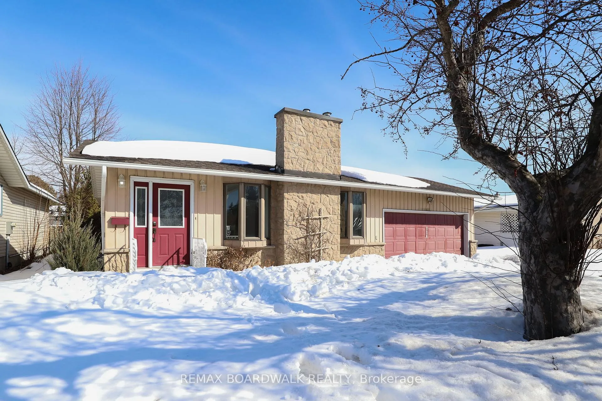 Photo 8 of 116 Old Colony Road, Ottawa, Kanata - Glencairn/Hazeldean — HOMEH