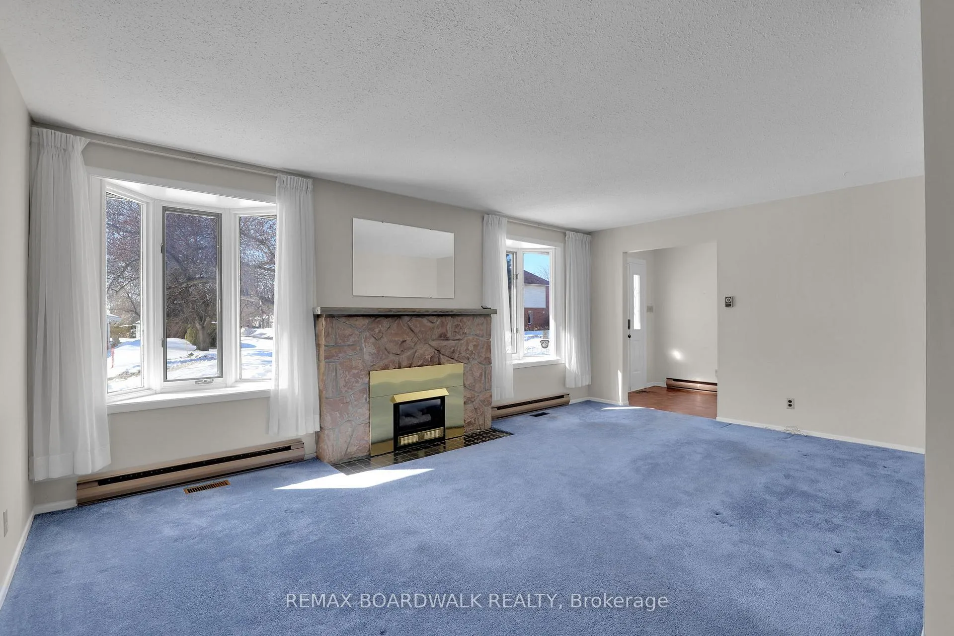 Photo 13 of 116 Old Colony Road, Ottawa, Kanata - Glencairn/Hazeldean — HOMEH