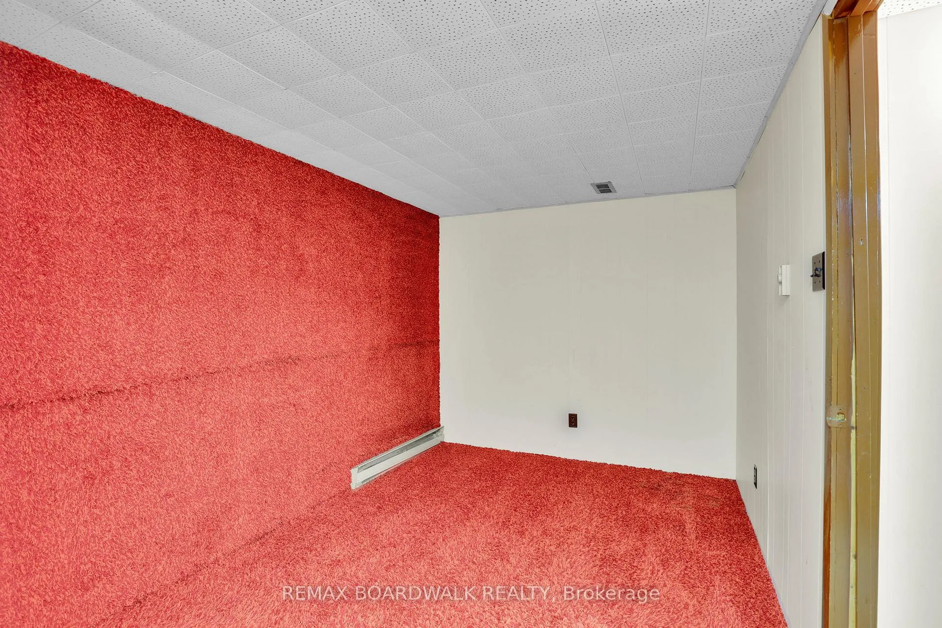 Photo 36 of 116 Old Colony Road, Ottawa, Kanata - Glencairn/Hazeldean — HOMEH
