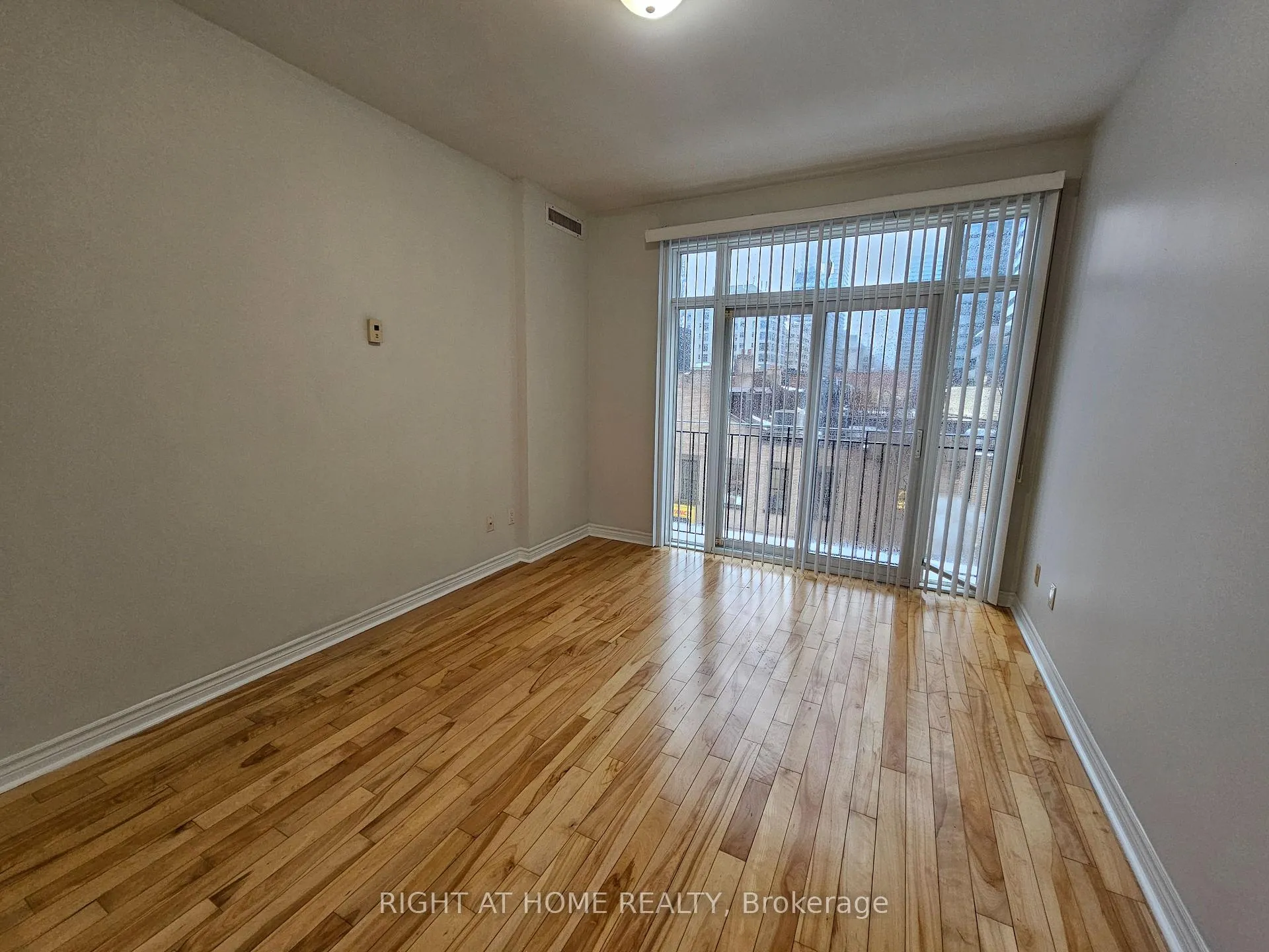 Photo 16 of Unit 302, 648A Yonge Street, Toronto, Church-Yonge Corridor — HOMEH