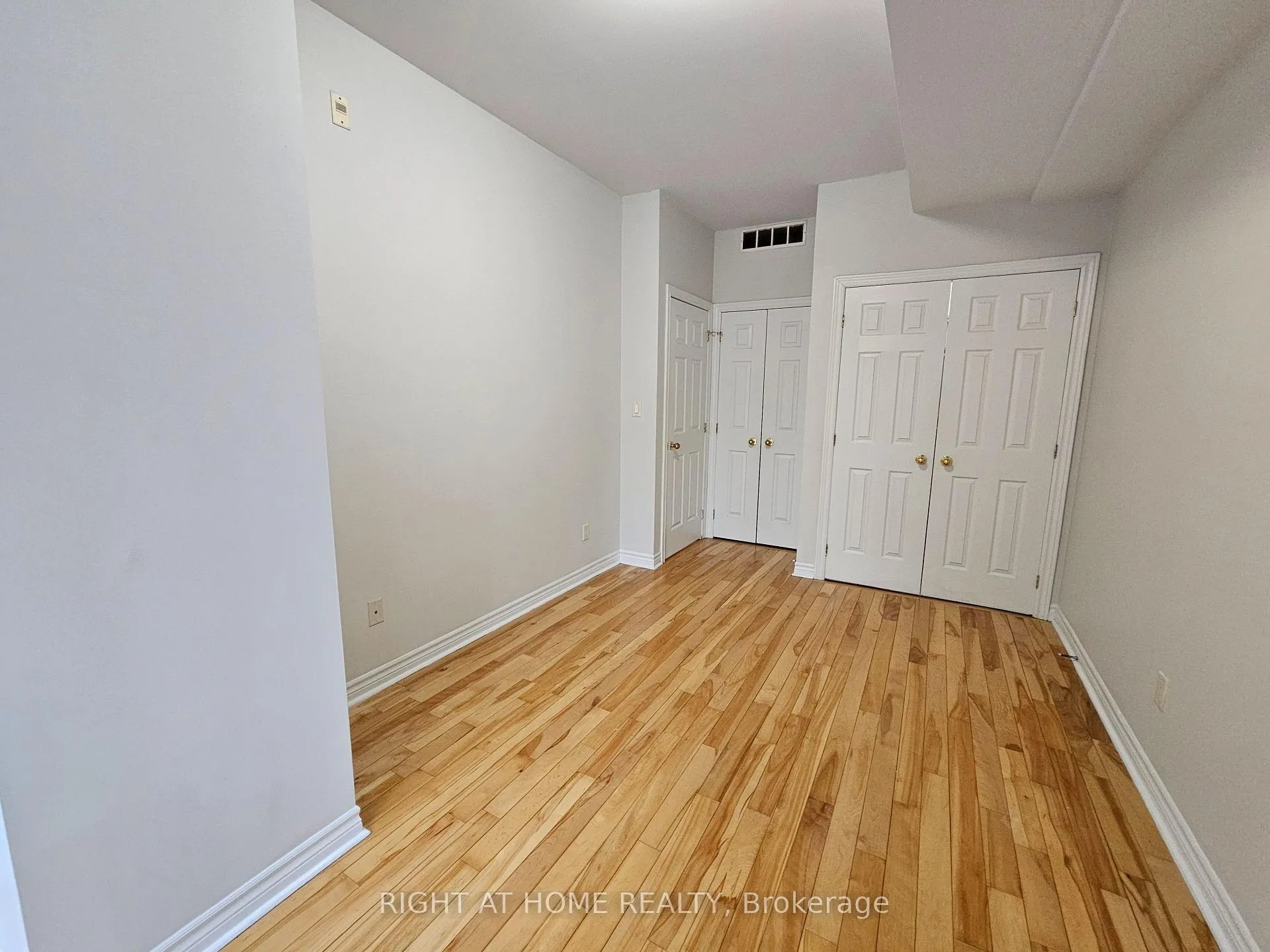 Photo 18 of Unit 302, 648A Yonge Street, Toronto, Church-Yonge Corridor — HOMEH