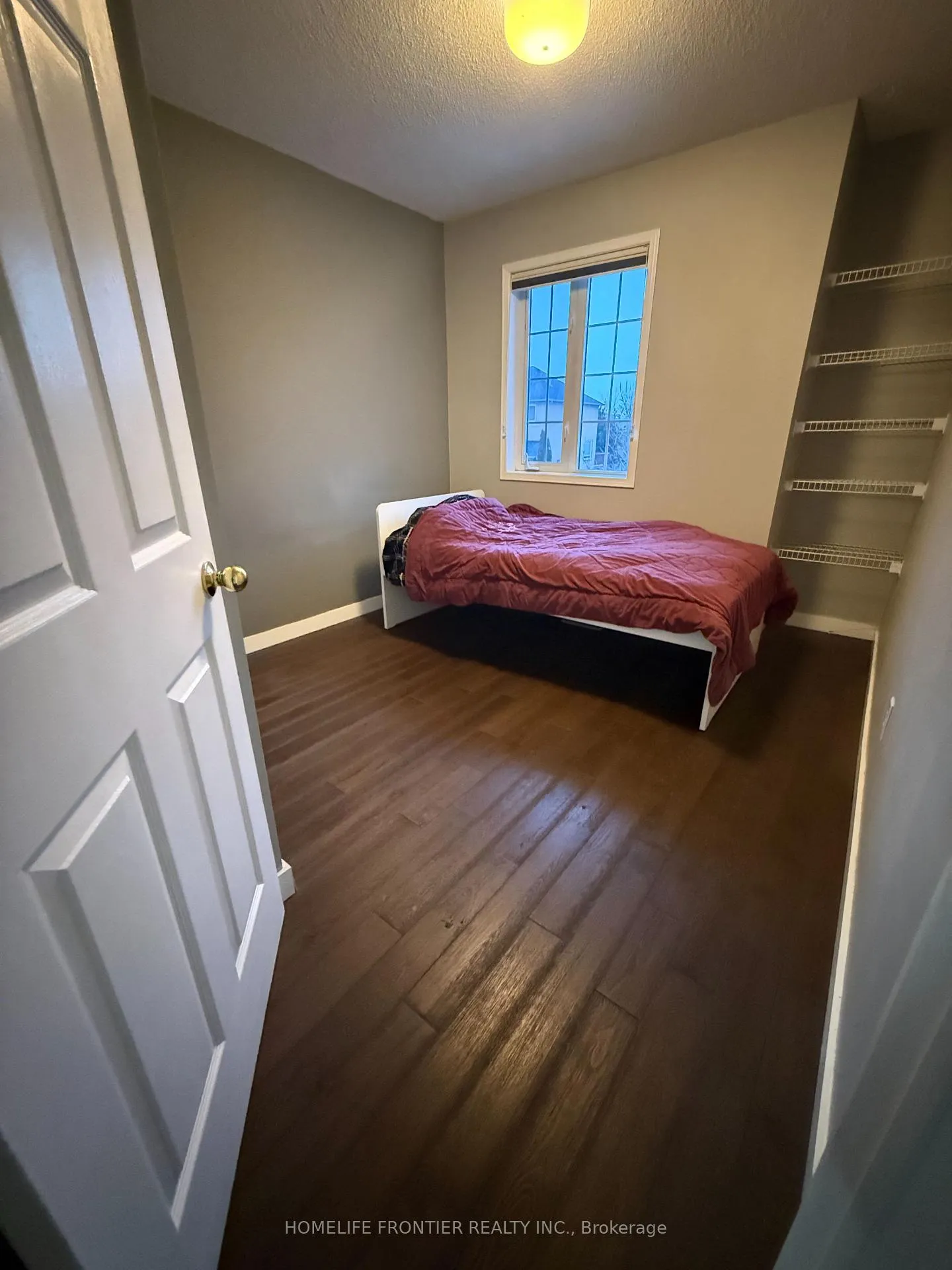 Photo 10 of 2494 Gill Crescent, Oakville, River Oaks — HOMEH