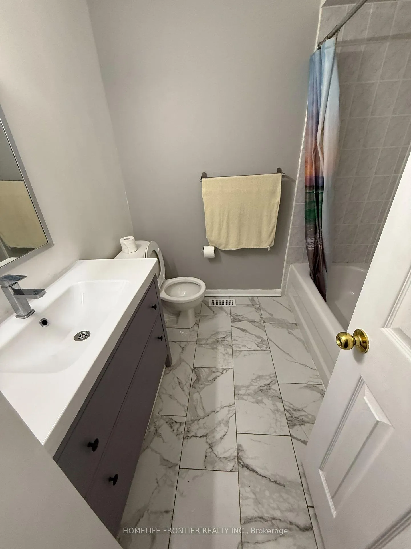 Photo 11 of 2494 Gill Crescent, Oakville, River Oaks — HOMEH