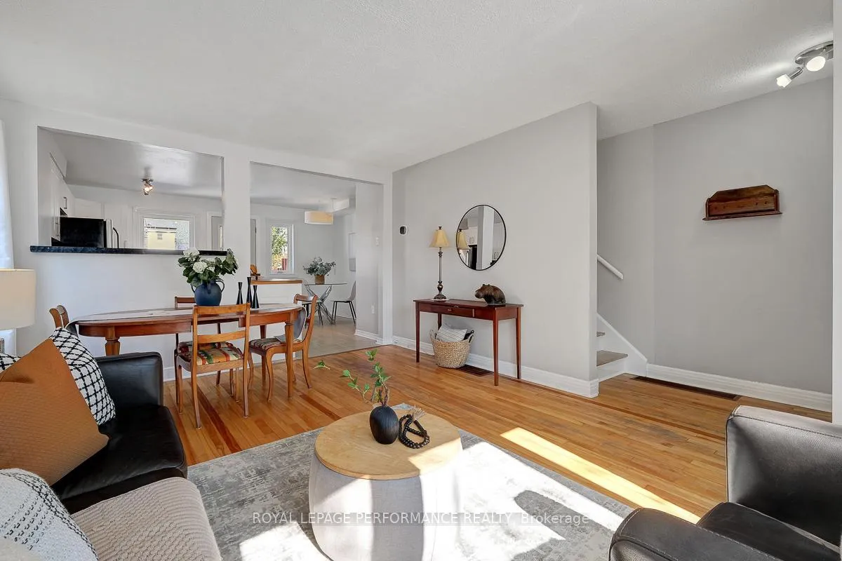 Photo 6 of 321 Donald Street, Ottawa, Overbrook/Castle Heights — HOMEH