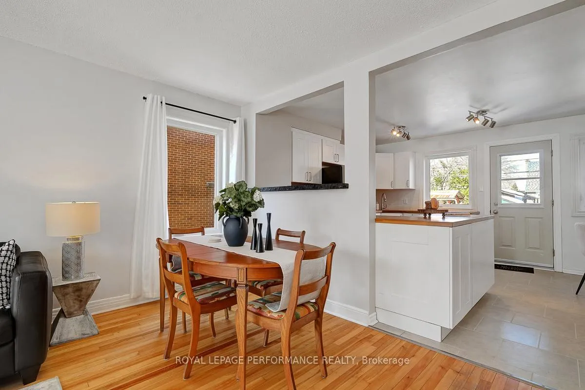 Photo 8 of 321 Donald Street, Ottawa, Overbrook/Castle Heights — HOMEH