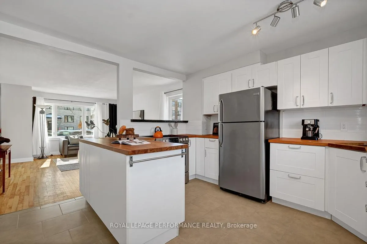 Photo 11 of 321 Donald Street, Ottawa, Overbrook/Castle Heights — HOMEH