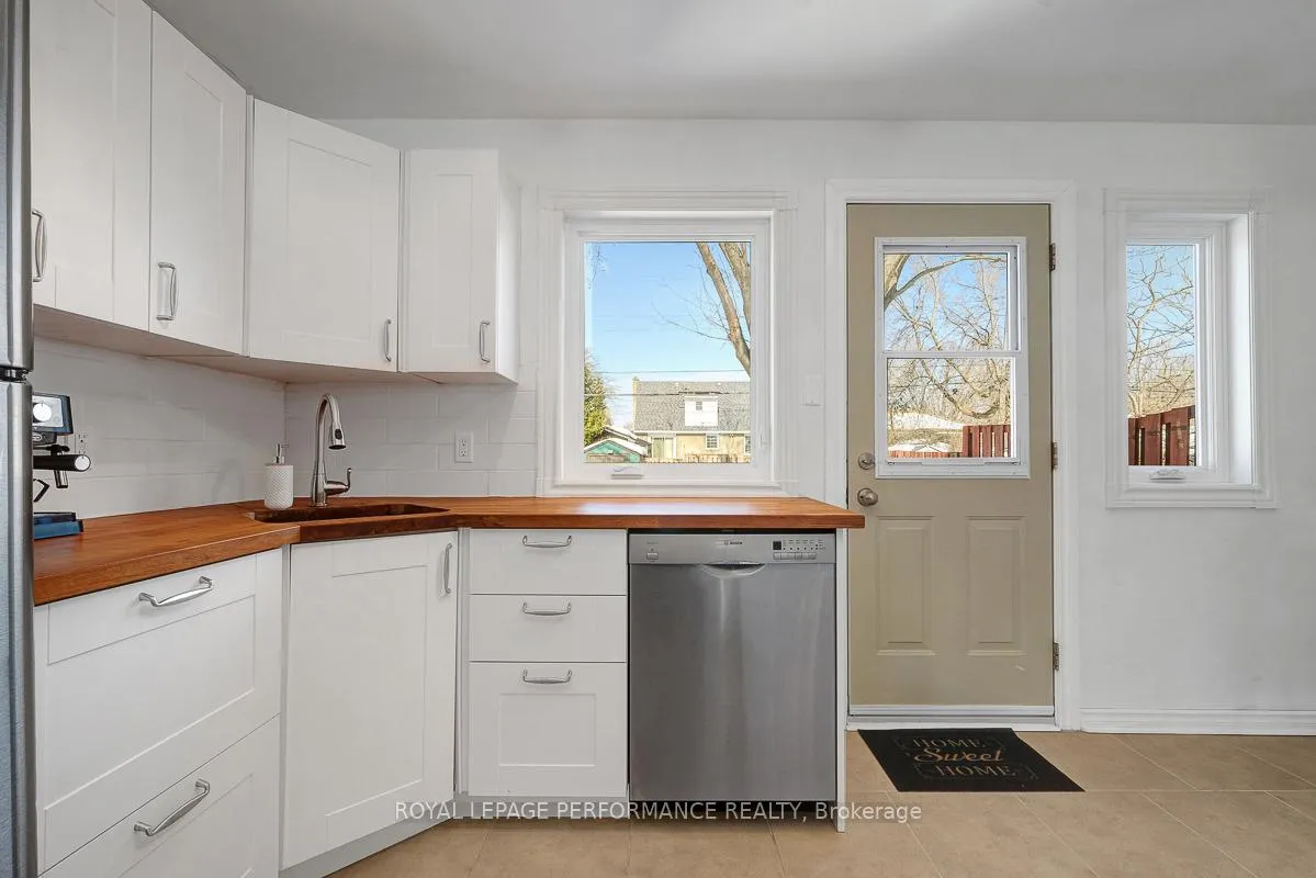 Photo 14 of 321 Donald Street, Ottawa, Overbrook/Castle Heights — HOMEH