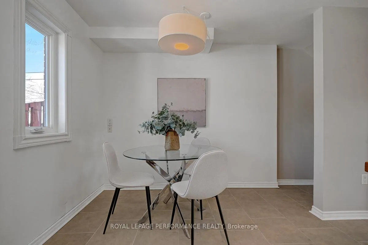 Photo 15 of 321 Donald Street, Ottawa, Overbrook/Castle Heights — HOMEH