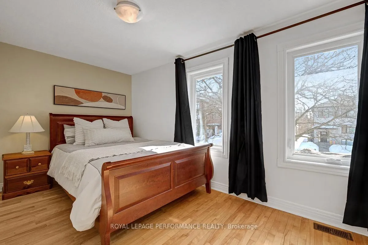 Photo 18 of 321 Donald Street, Ottawa, Overbrook/Castle Heights — HOMEH