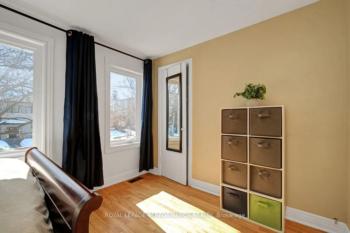 Photo 19 of 321 Donald Street, Ottawa, Overbrook/Castle Heights — HOMEH