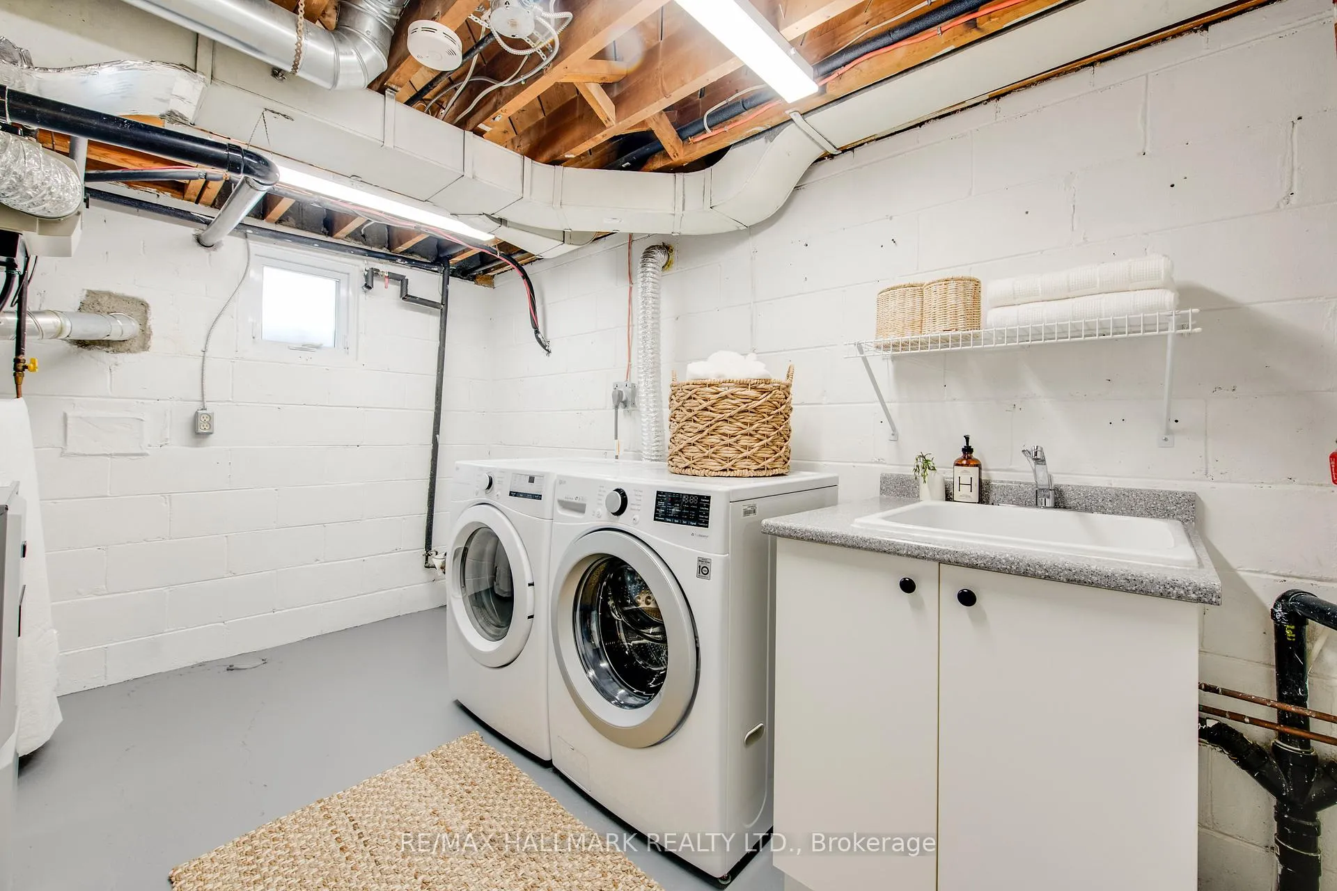 Photo 27 of 67 Saybrook Avenue, Etobicoke, Stonegate-Queensway — HOMEH
