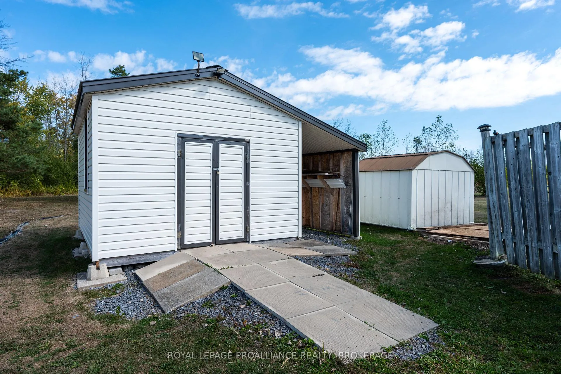 Photo 26 of 4835 County Road 2, Loyalist, Lennox and Addington - South — HOMEH